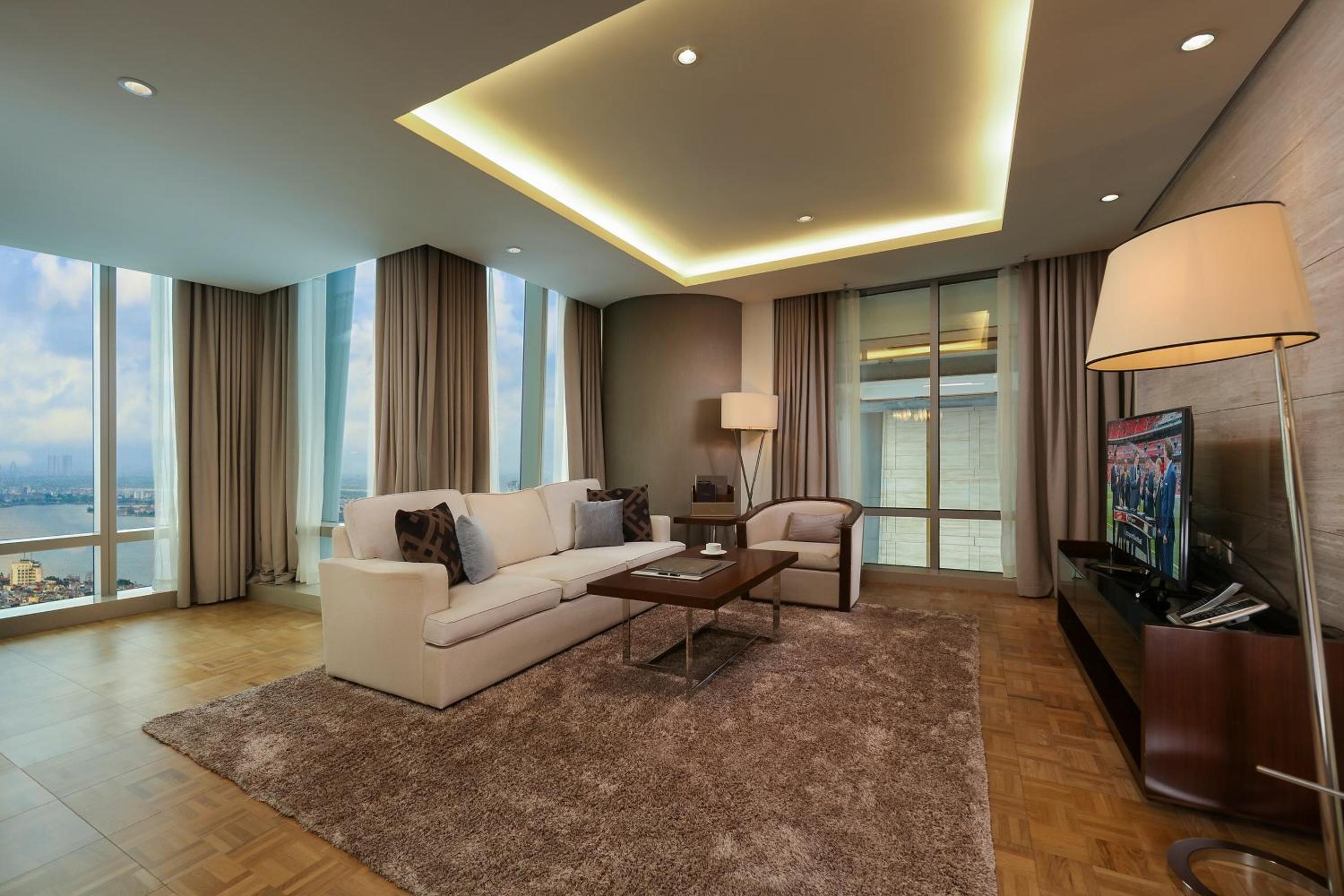 Three-Bedroom Apartment photo 1