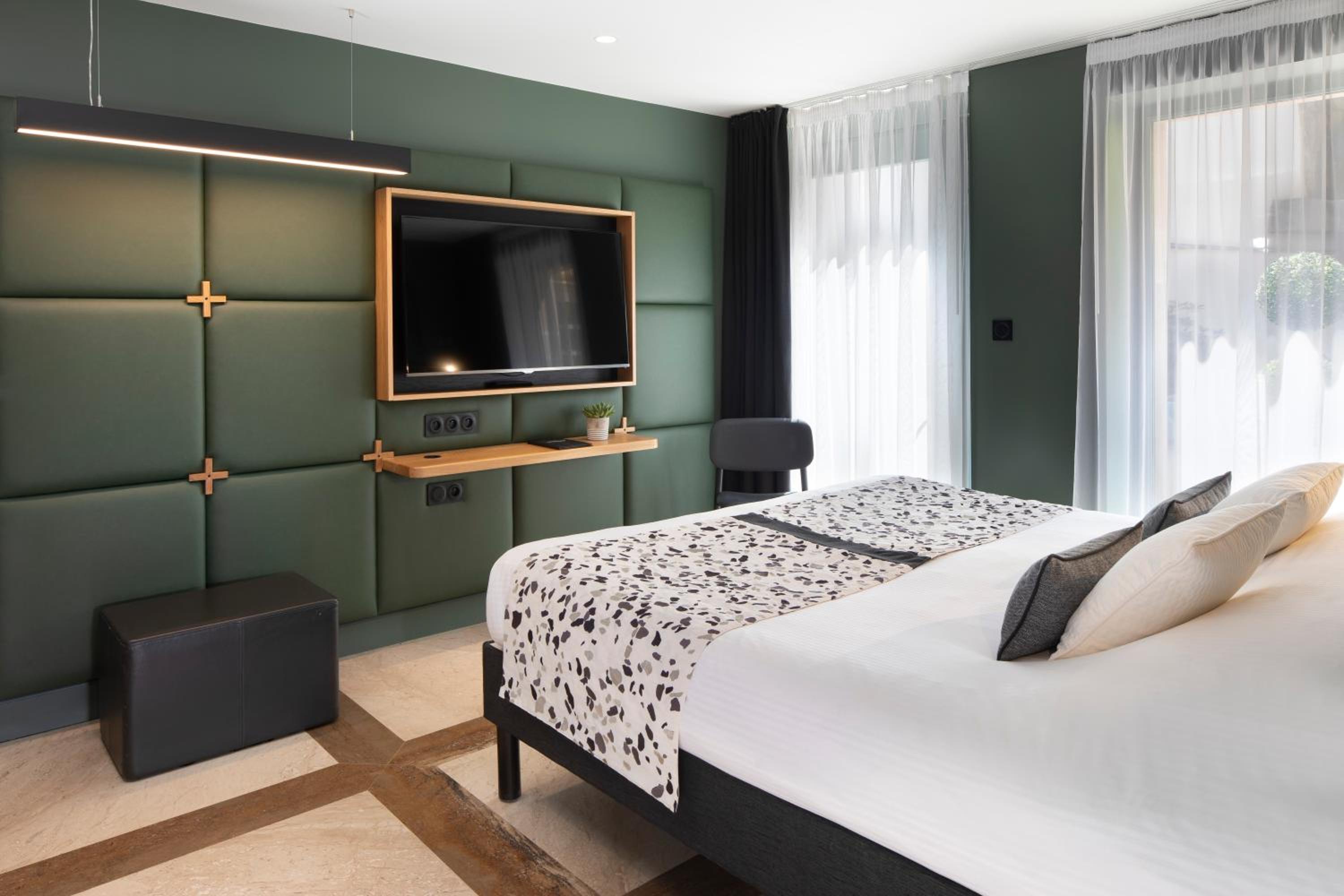 Superior Double Room - Photo 4