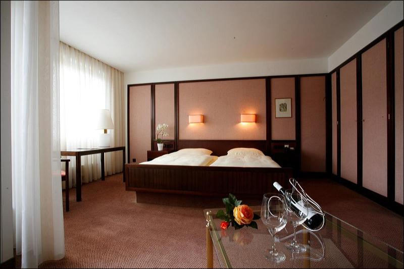 Economy Double Room - Badhotel photo 2