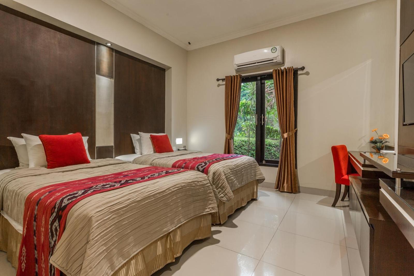 Deluxe Two-Bedroom Villa with Private Pool - Photo 2