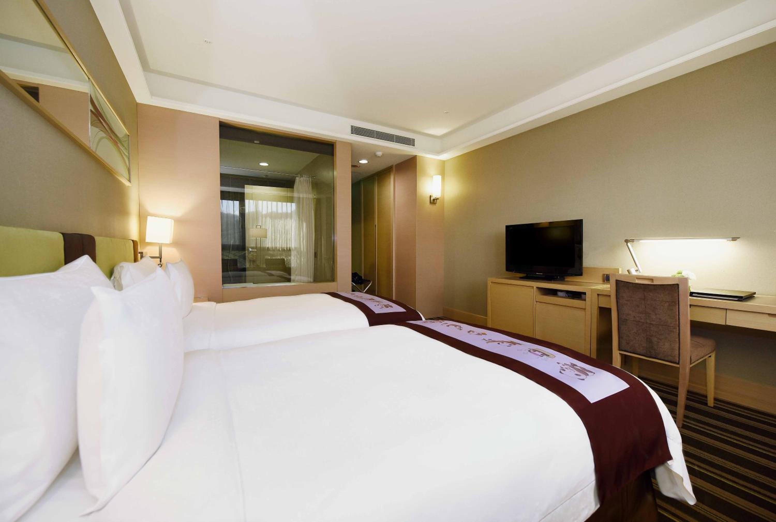 Superior Twin Room - Photo 4