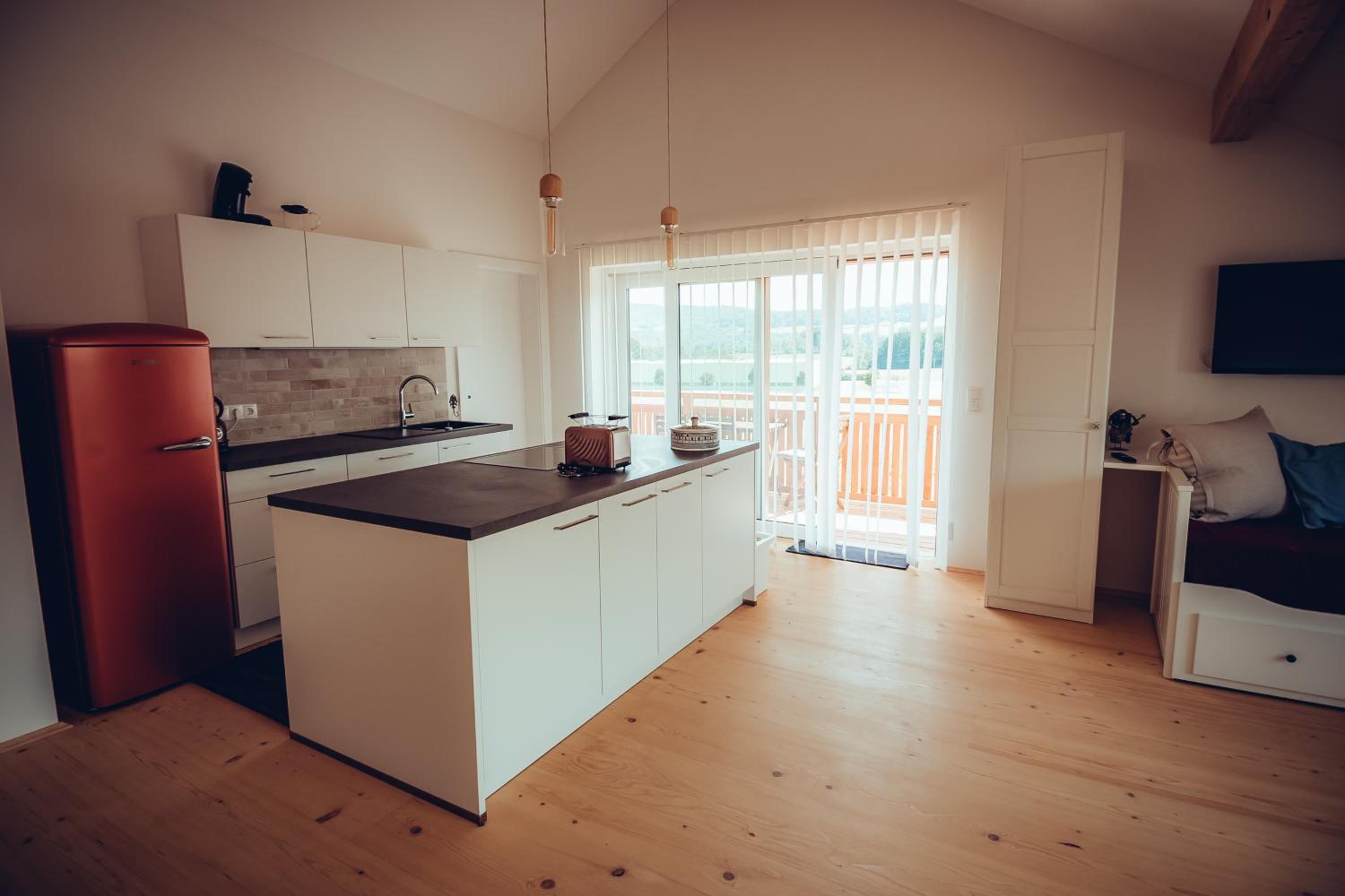 Apartment with Mountain View photo 3