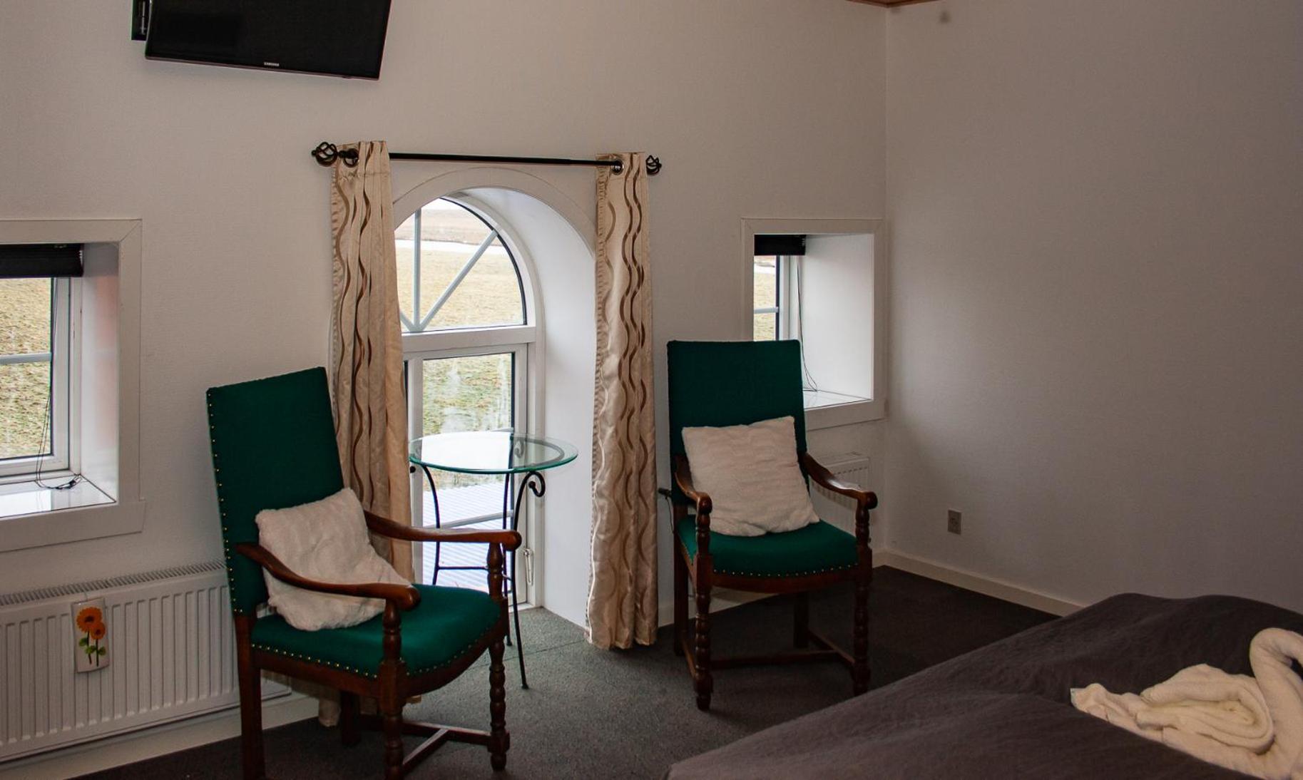 Double Room with Private Bathroom - Photo 5