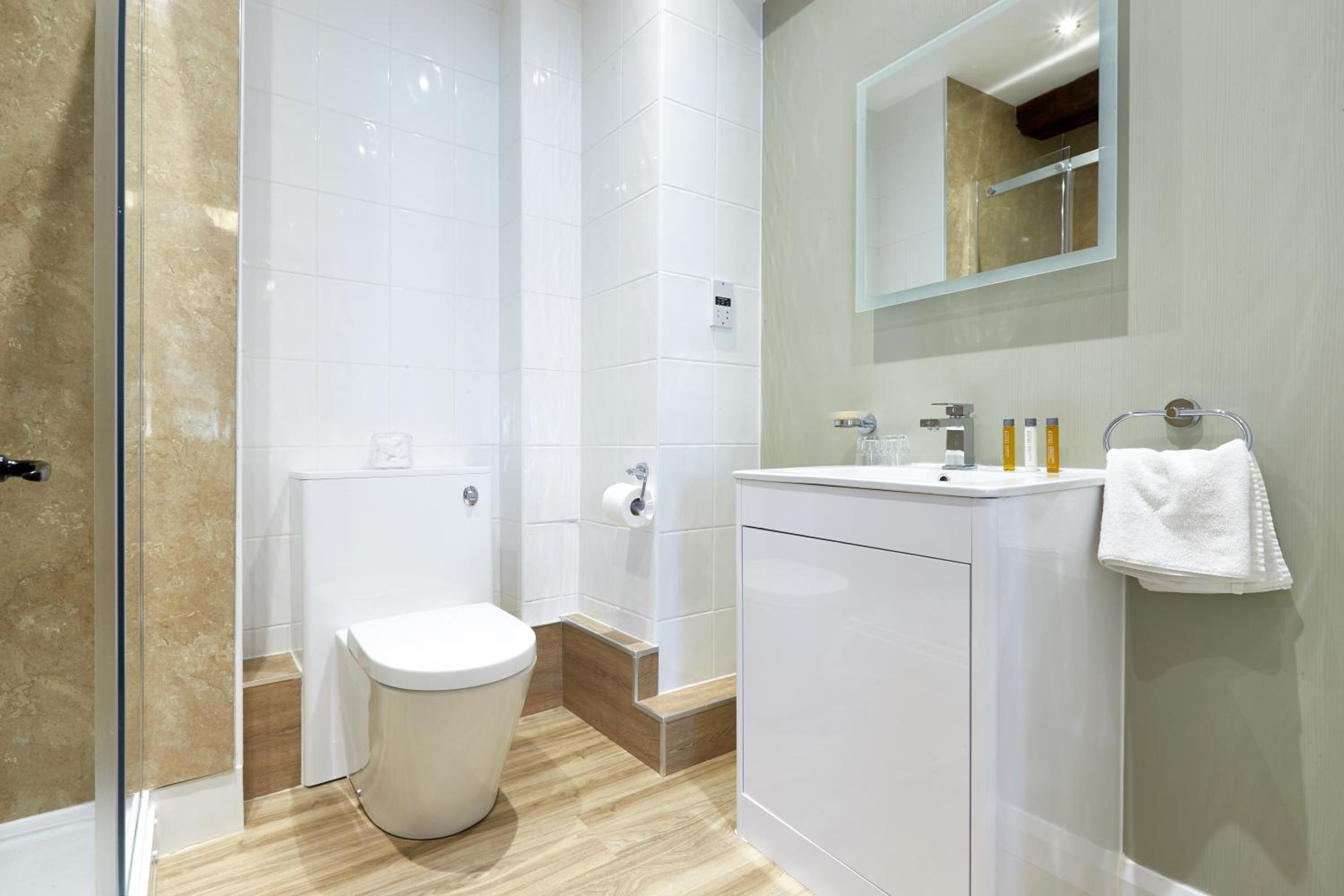Double Or Twin Room photo 3