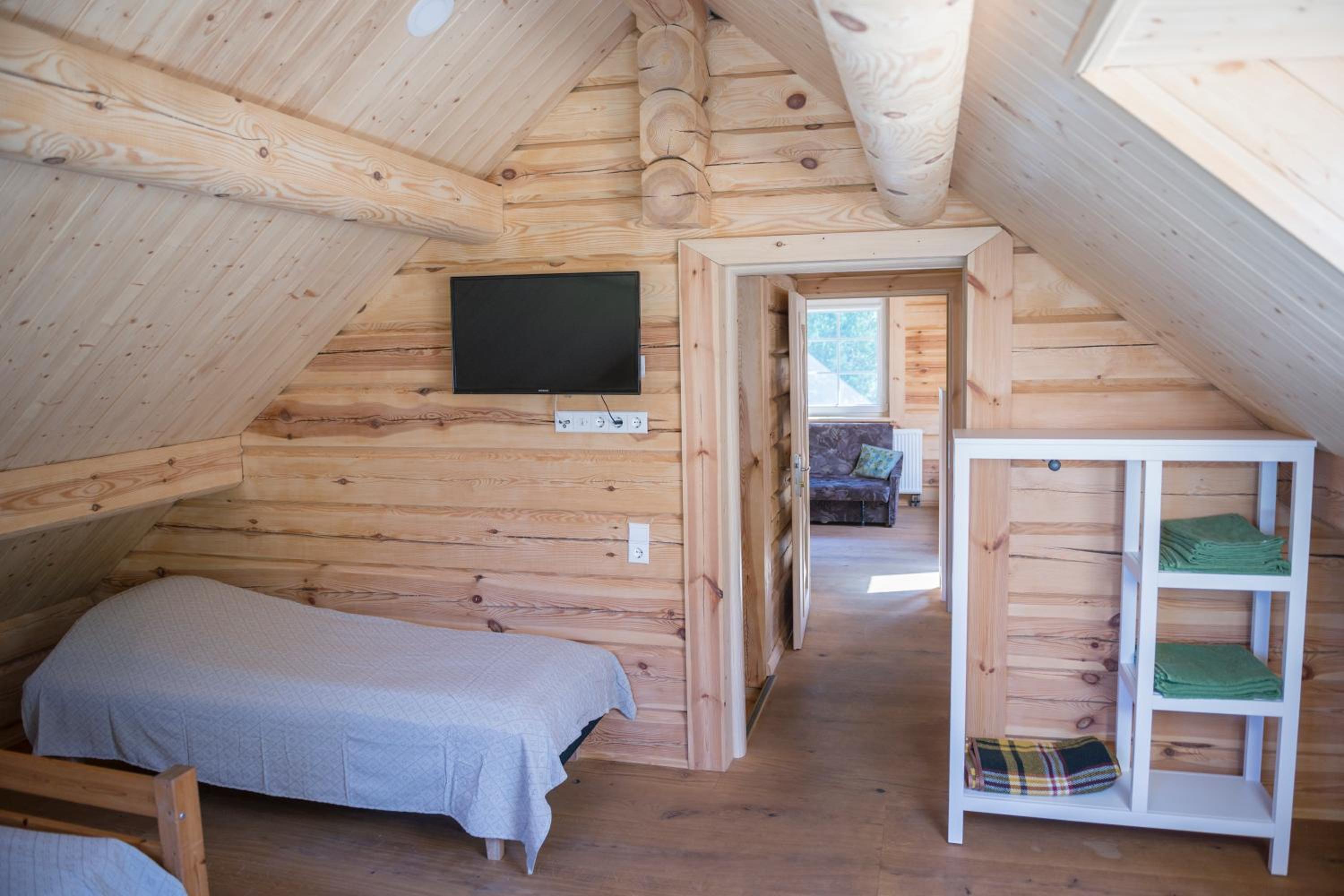 Two-Bedroom House - Photo 14