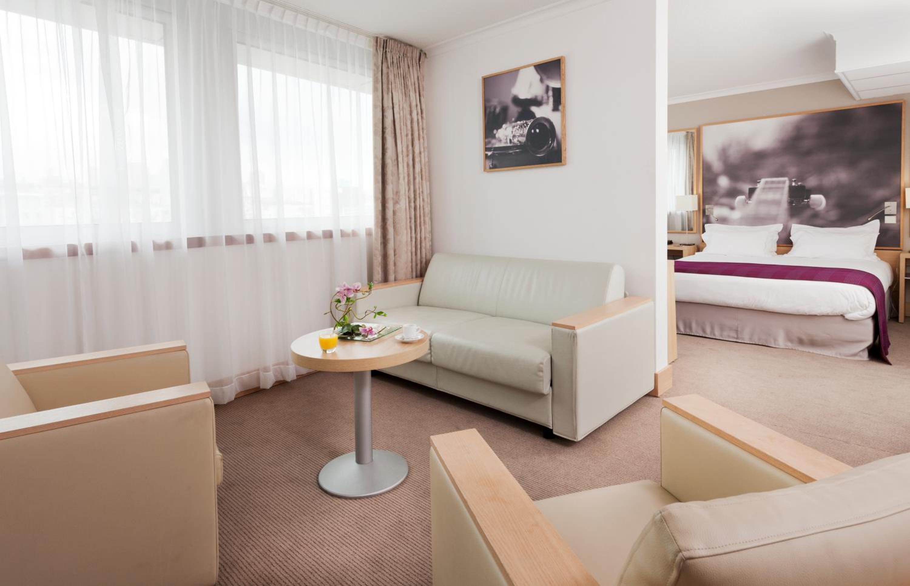 Suite with One Double Bed and Sofa Bed photo 1