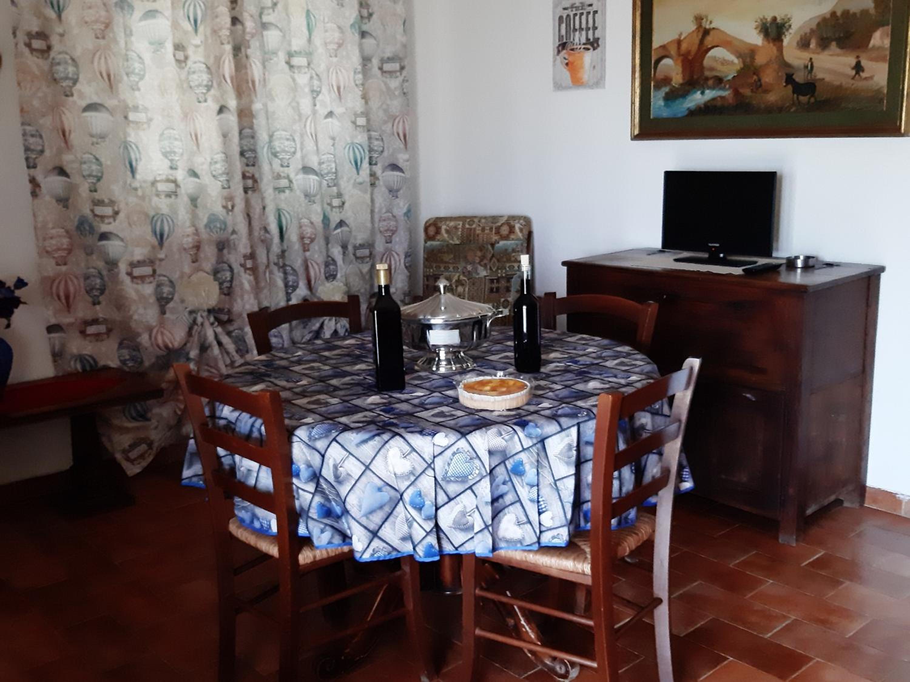 Two-Bedroom Apartment - Photo 28