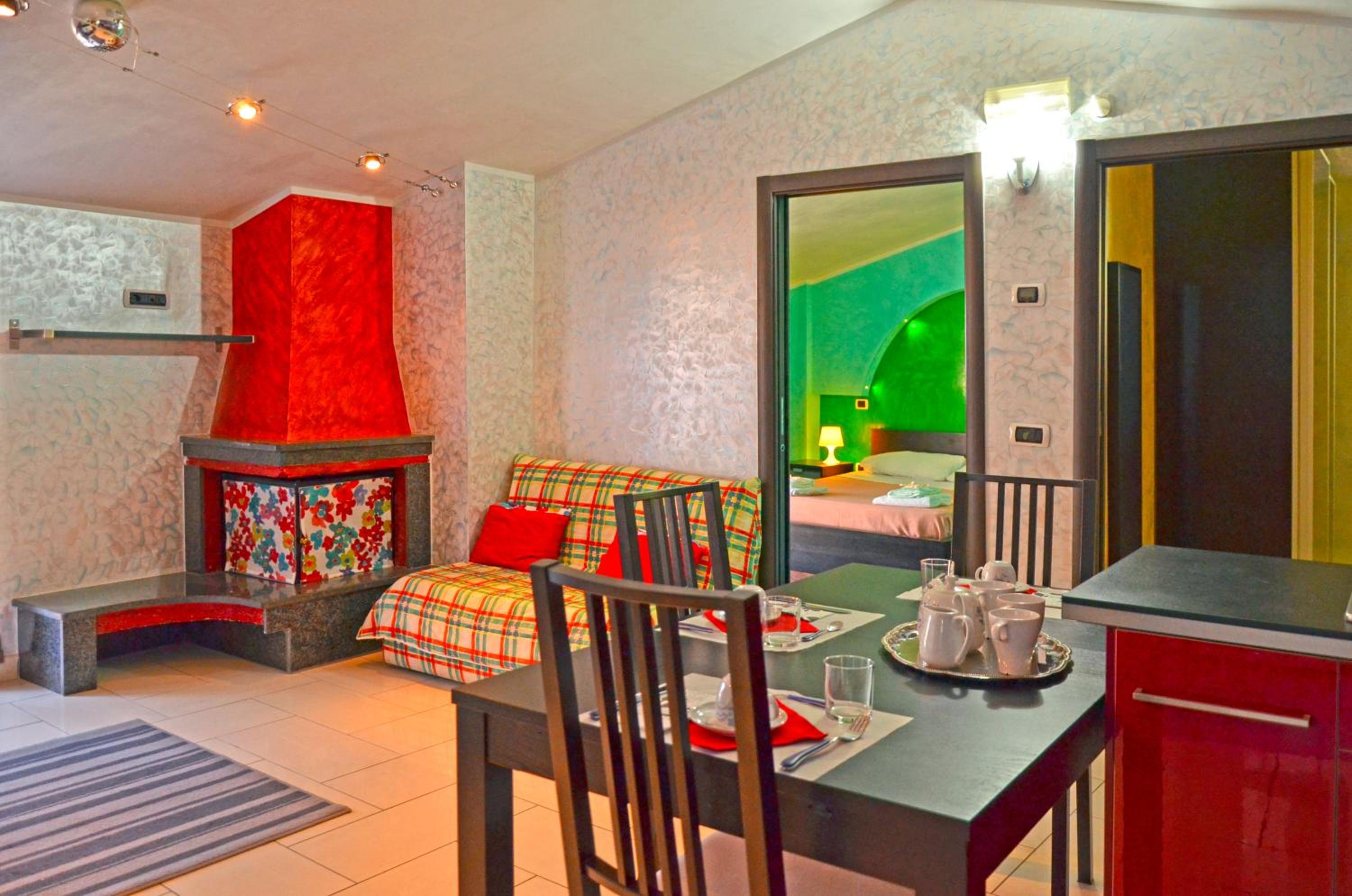 Deluxe Family Room photo 1