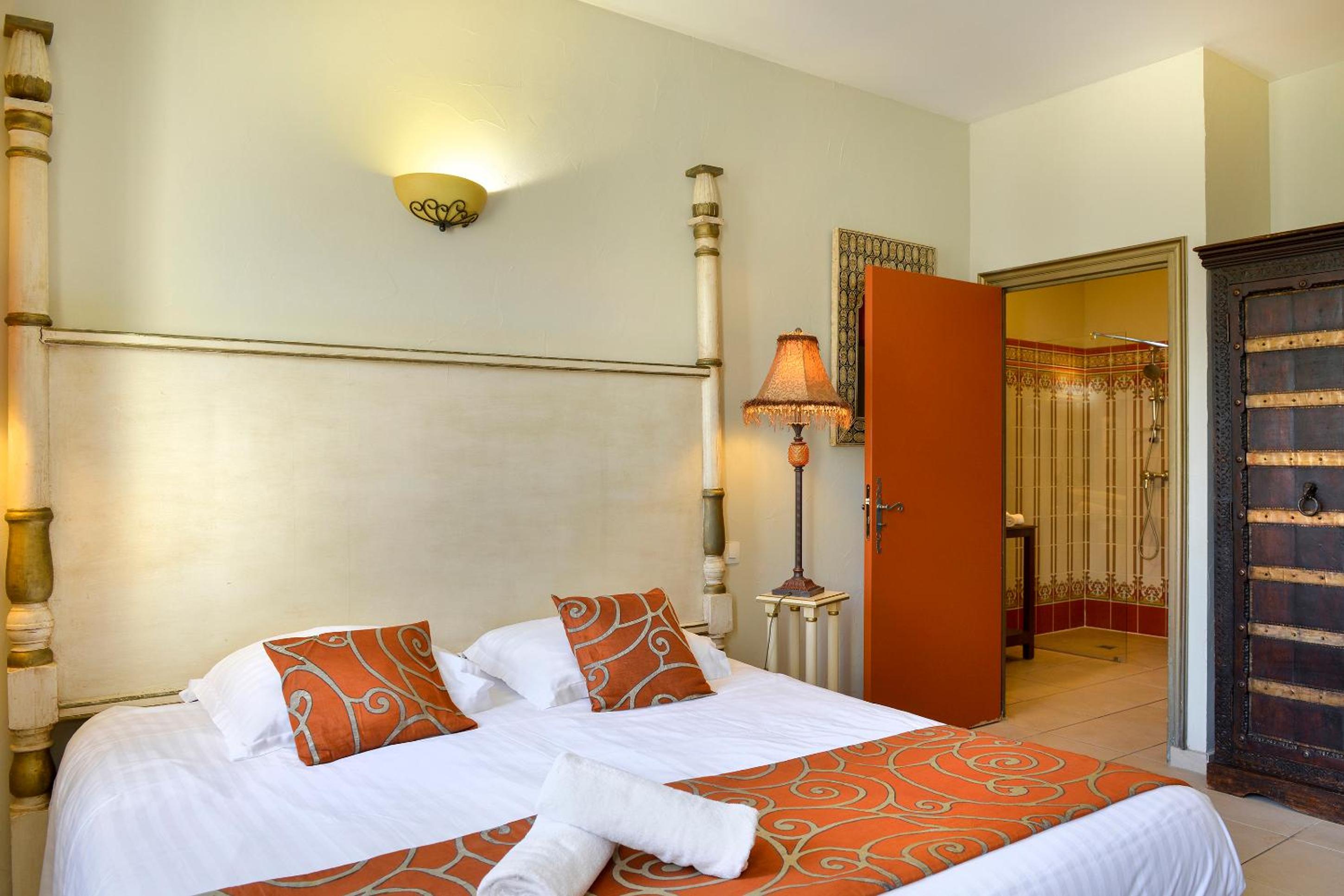 Superior Double or Twin Room - Photo 3