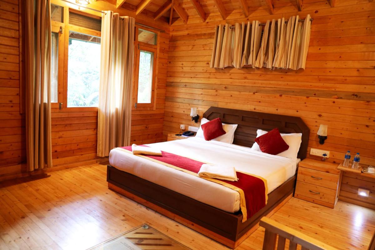 King Room with Balcony photo 1