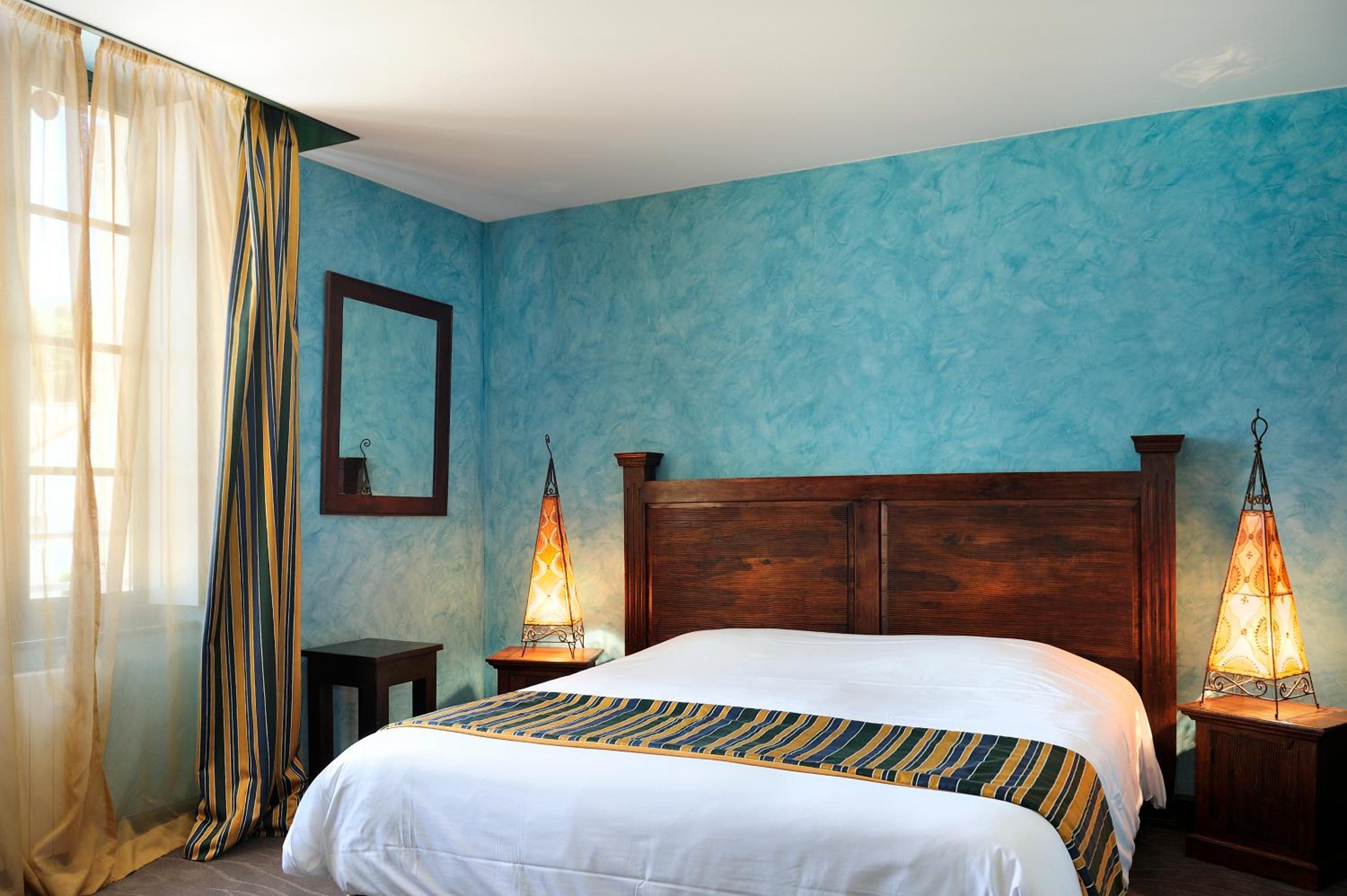 Deluxe Double or Twin Room - Photo 6