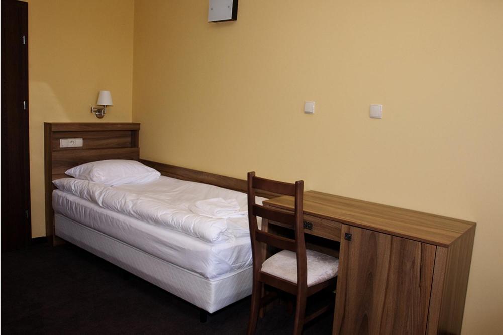 Triple Room - Photo 6