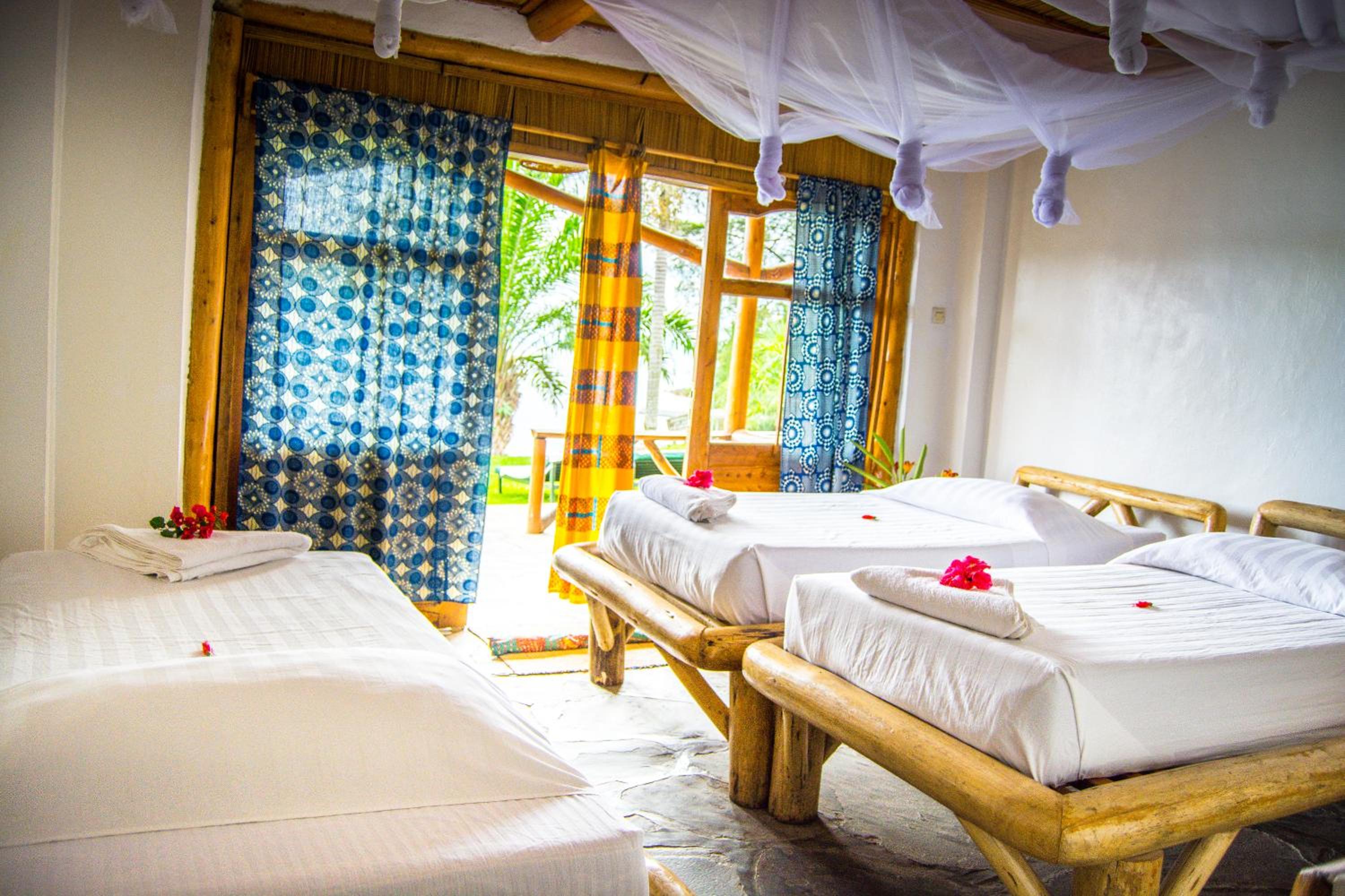 Triple Room with Lake View
