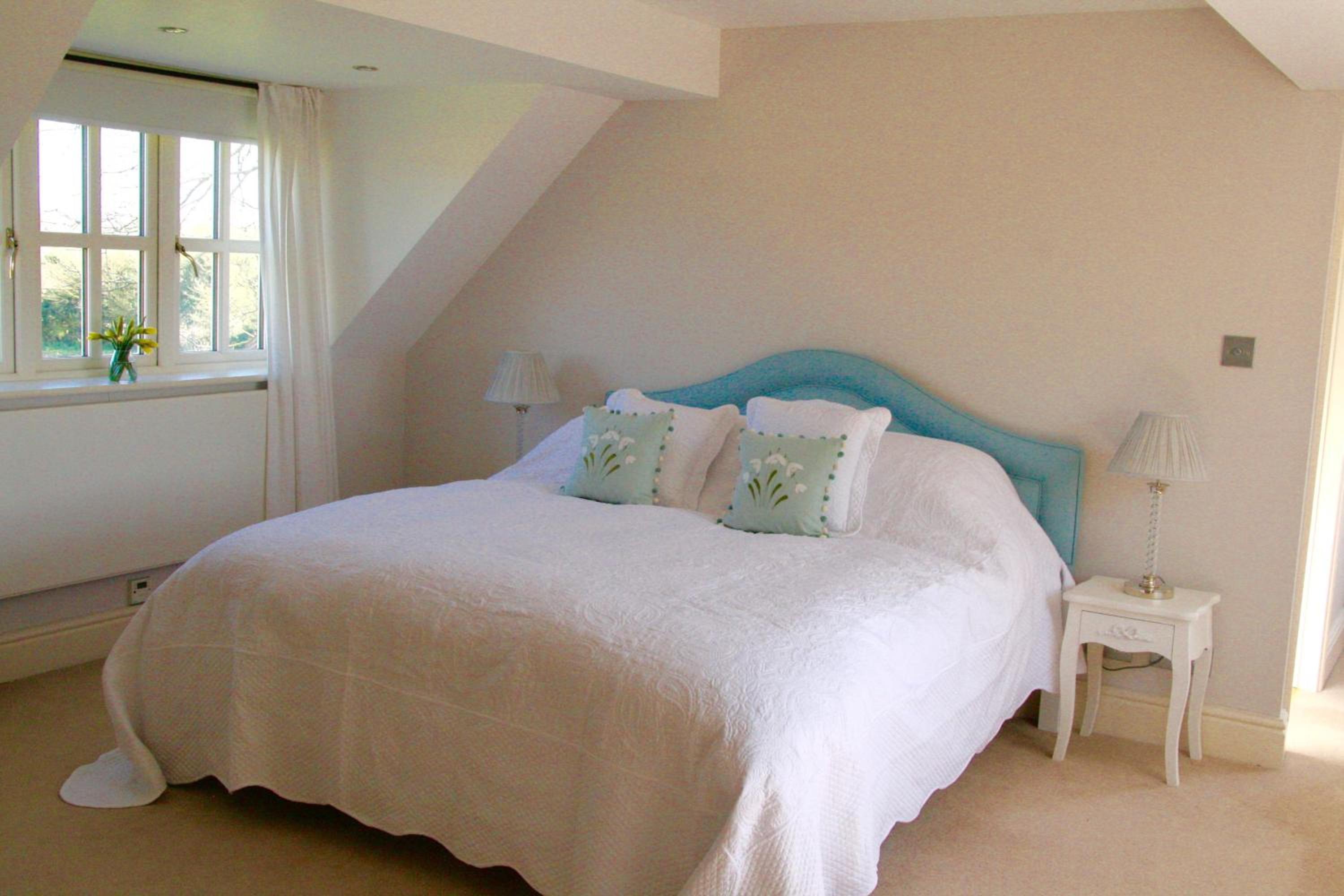 Superior King Room - Photo 5