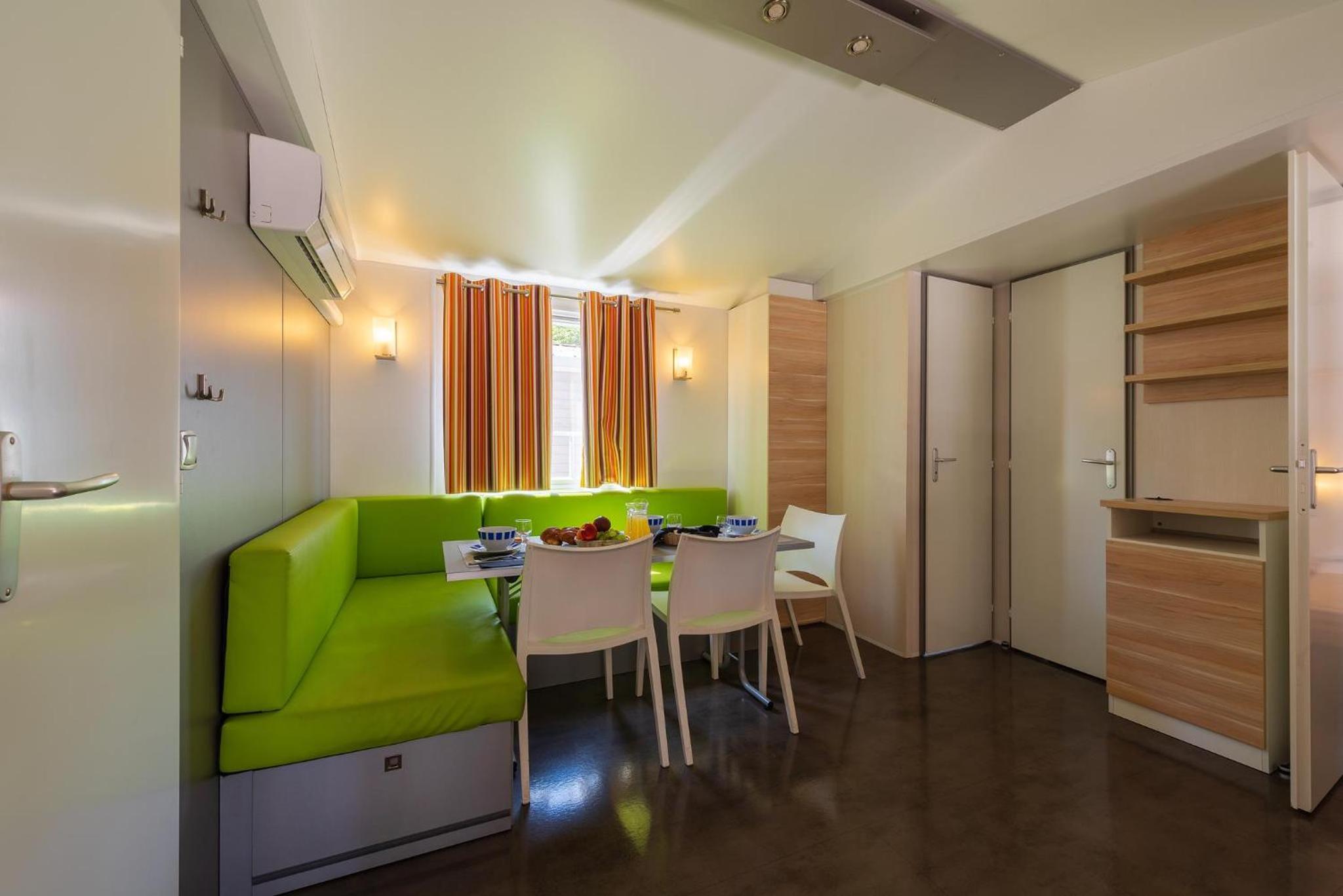 Three-Bedroom Mobile Home photo 2