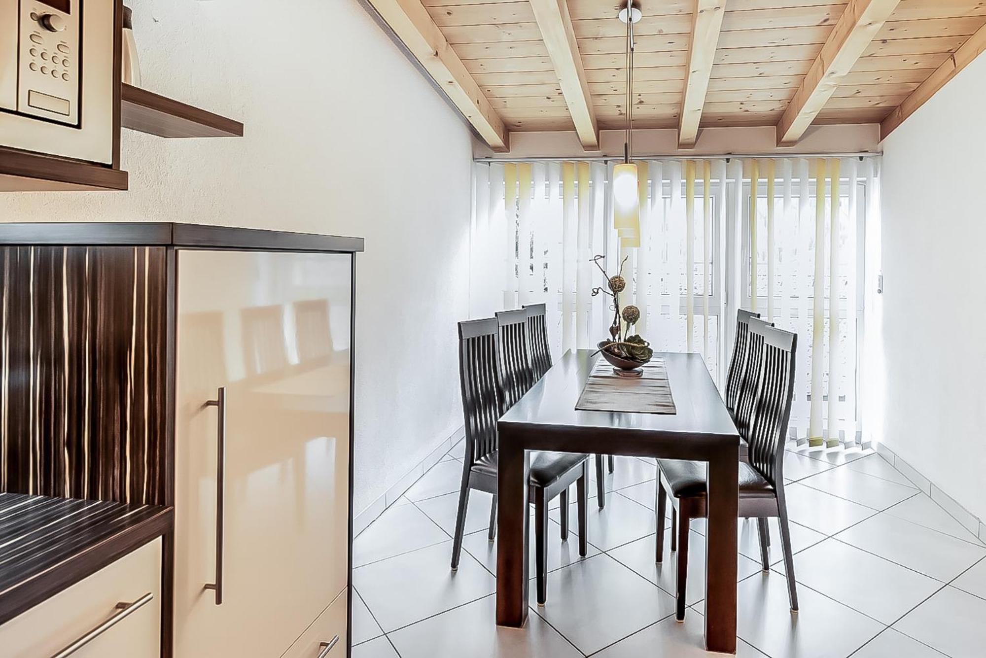 Penthouse-Two Bedroom-Apartment - Photo 2