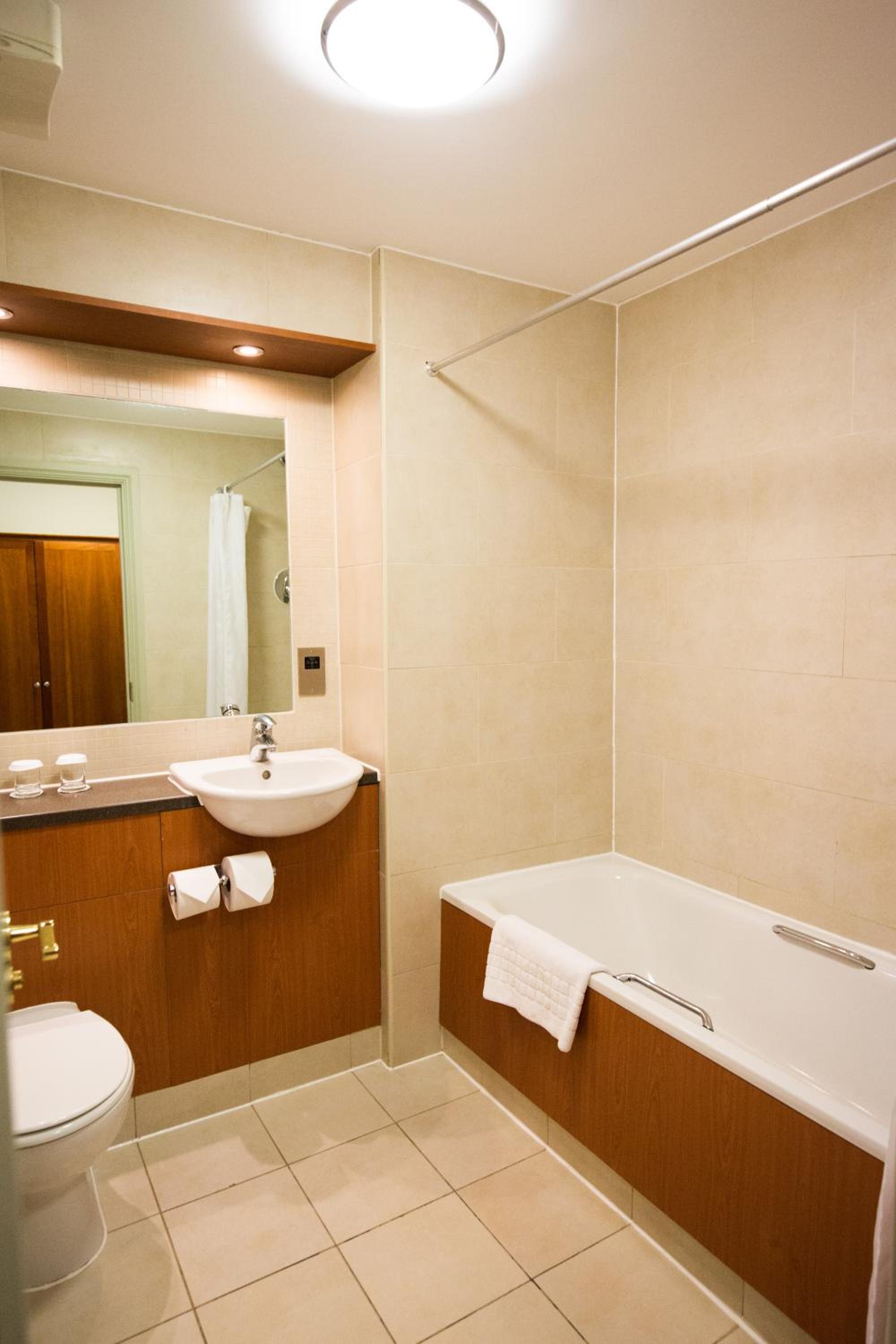Standard Double Room - Photo 3