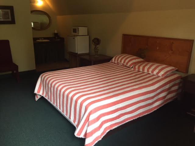 Deluxe Double Room with Balcony photo 2