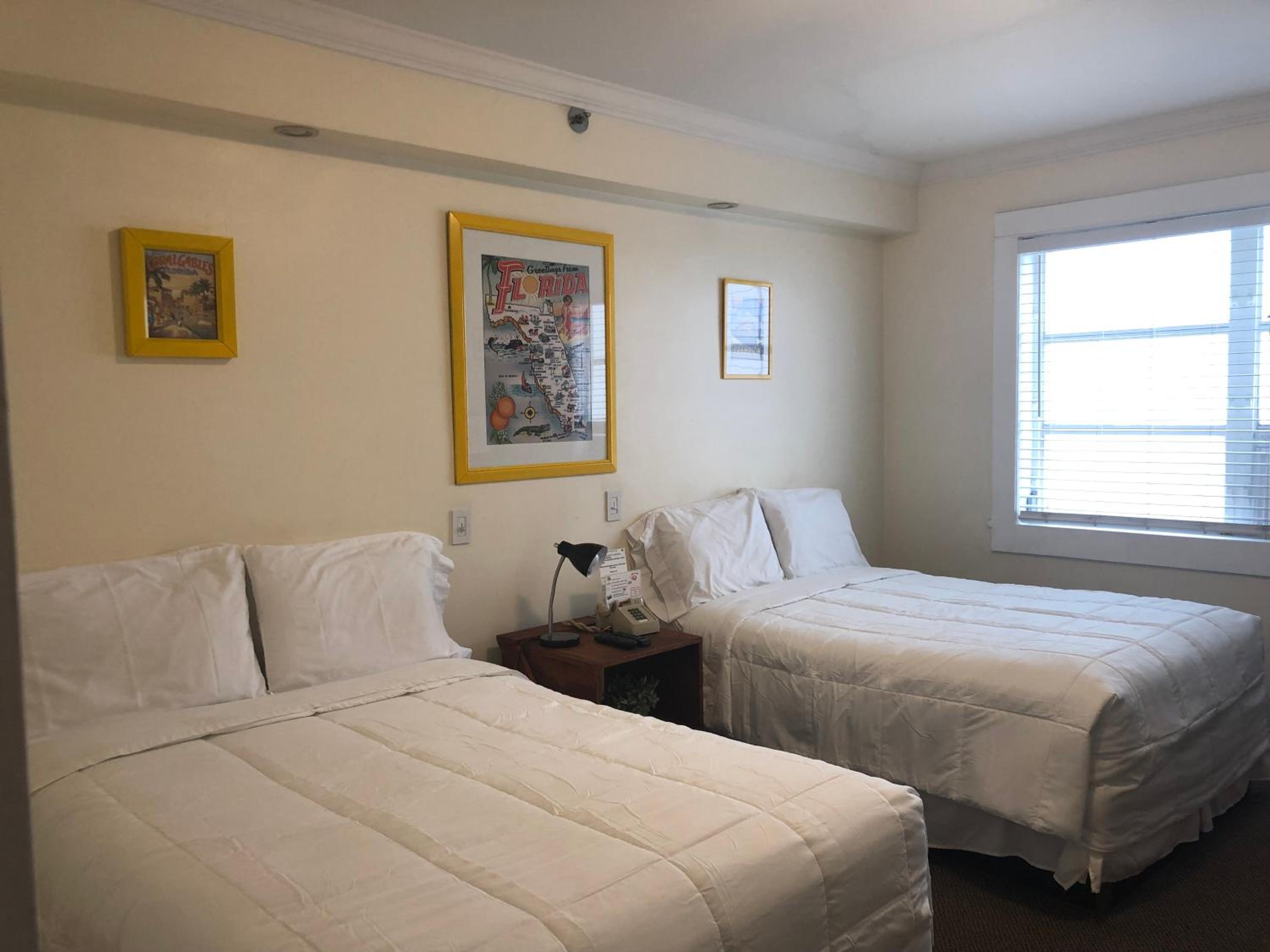Double Room with Private Bathroom photo 2
