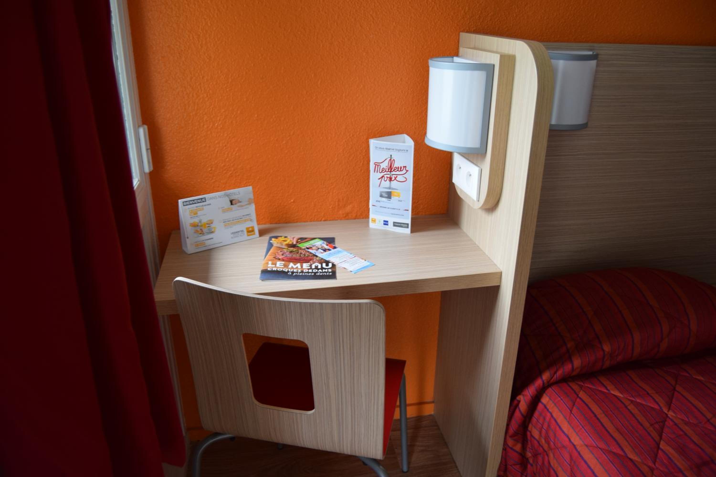 Double Room - Photo 12
