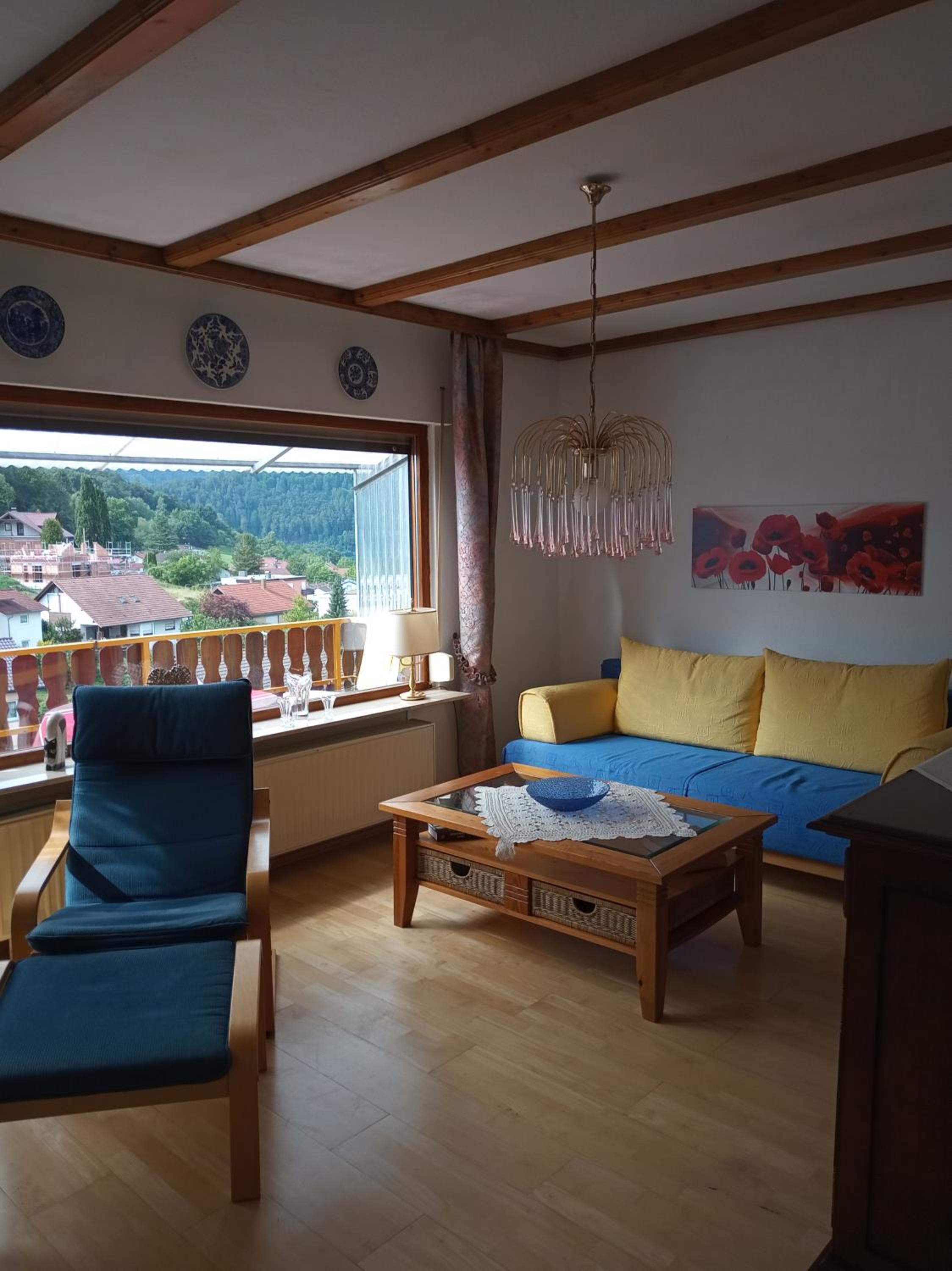 Apartment with Mountain View photo 2