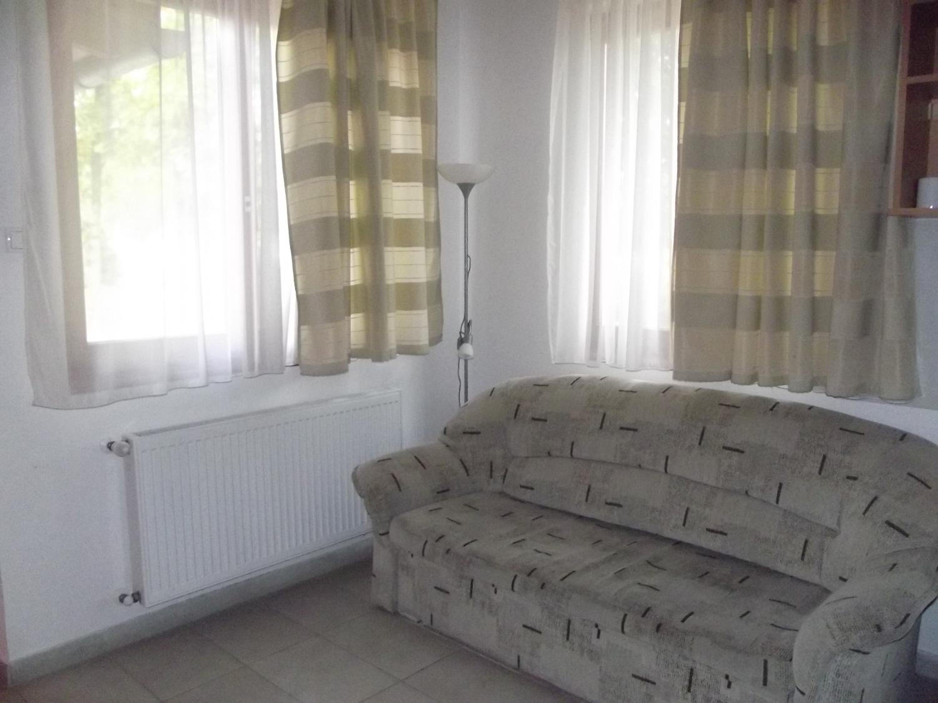 One-Bedroom Apartment - With Entrance Ticket photo 3