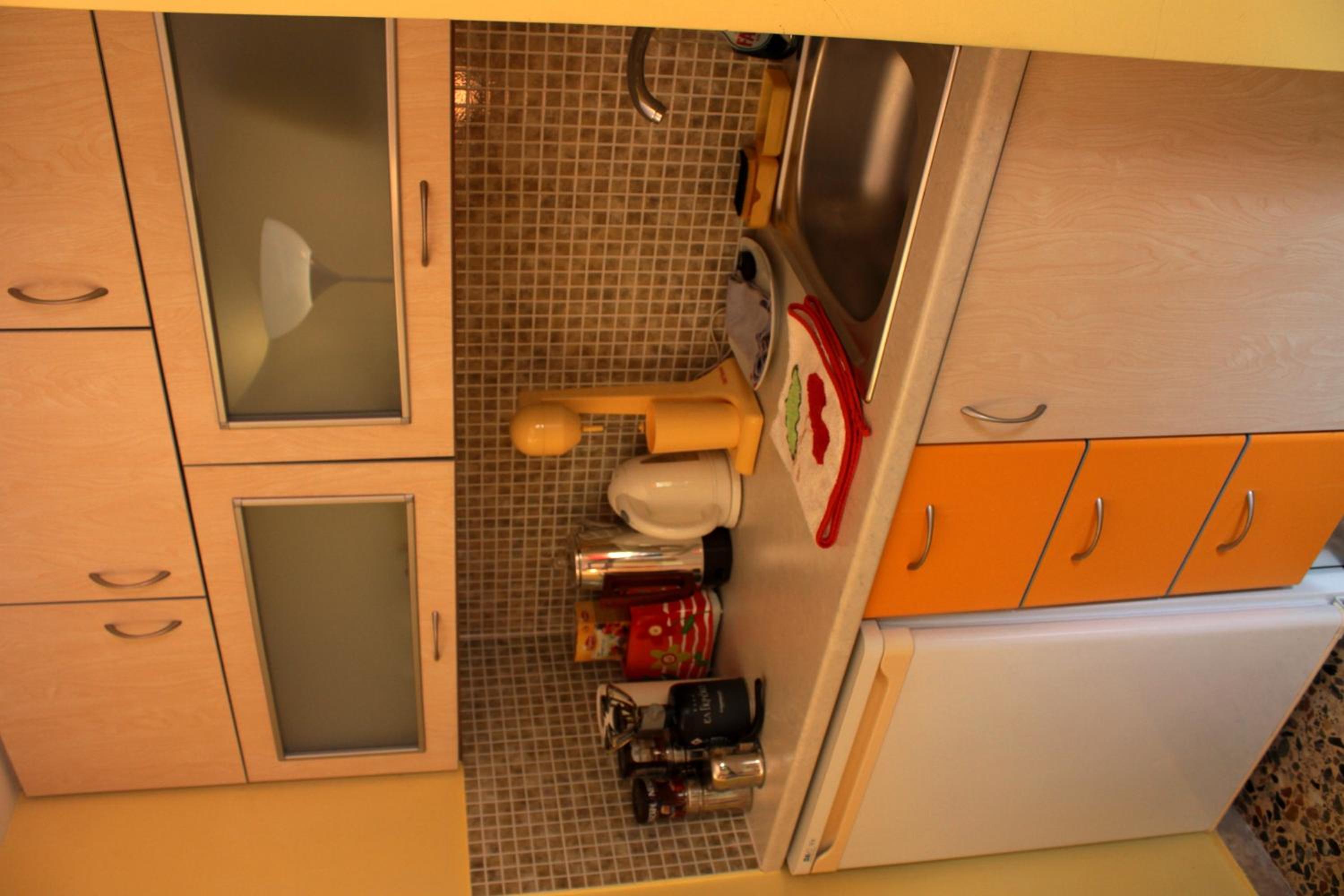 Studio with Balcony - Photo 9