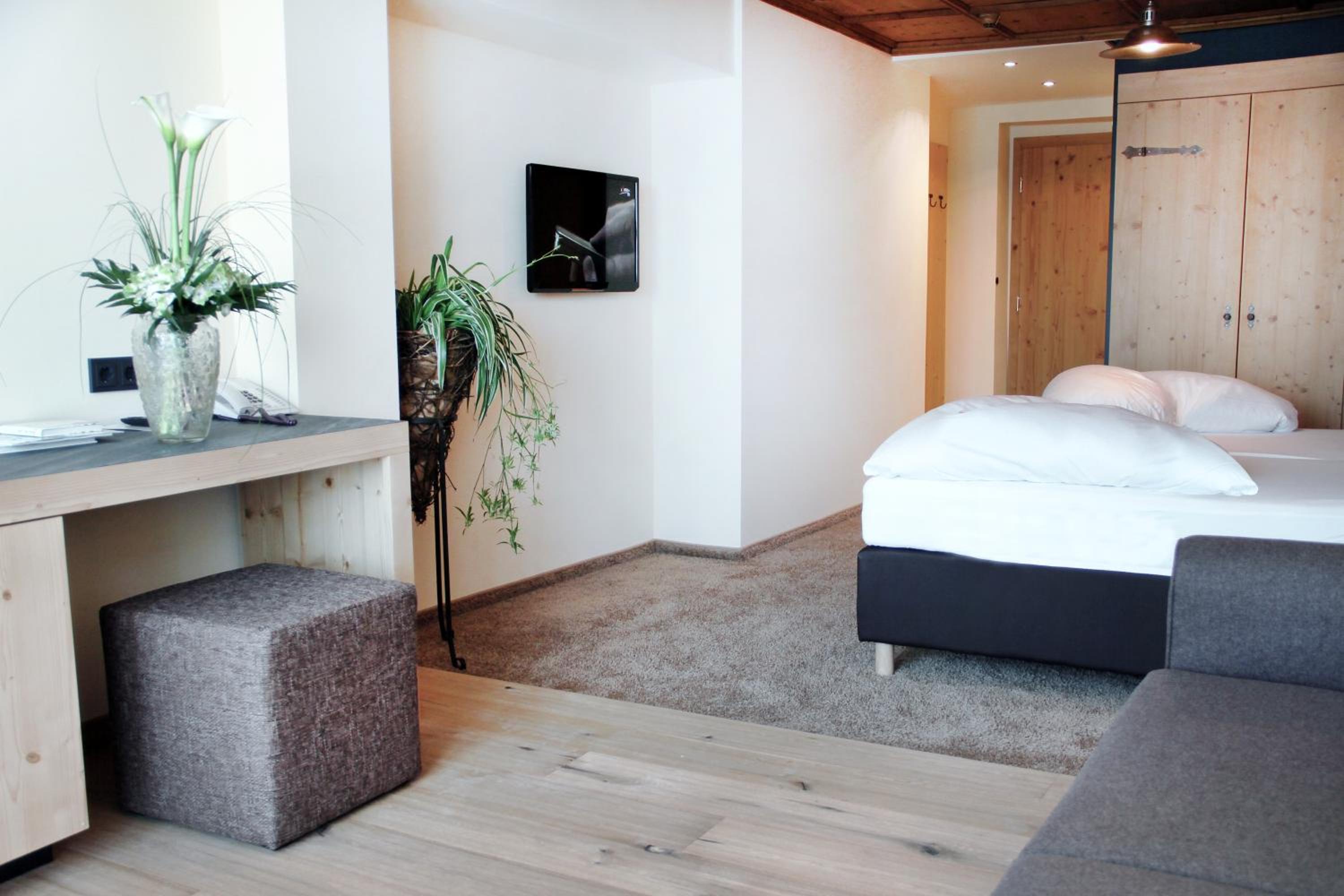 Deluxe Double Room - Photo 3