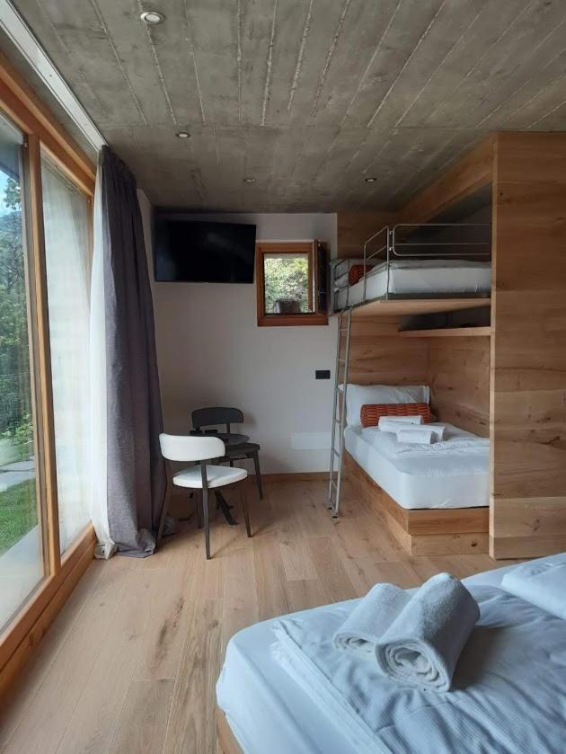 Suite with Mountain View - Photo 1