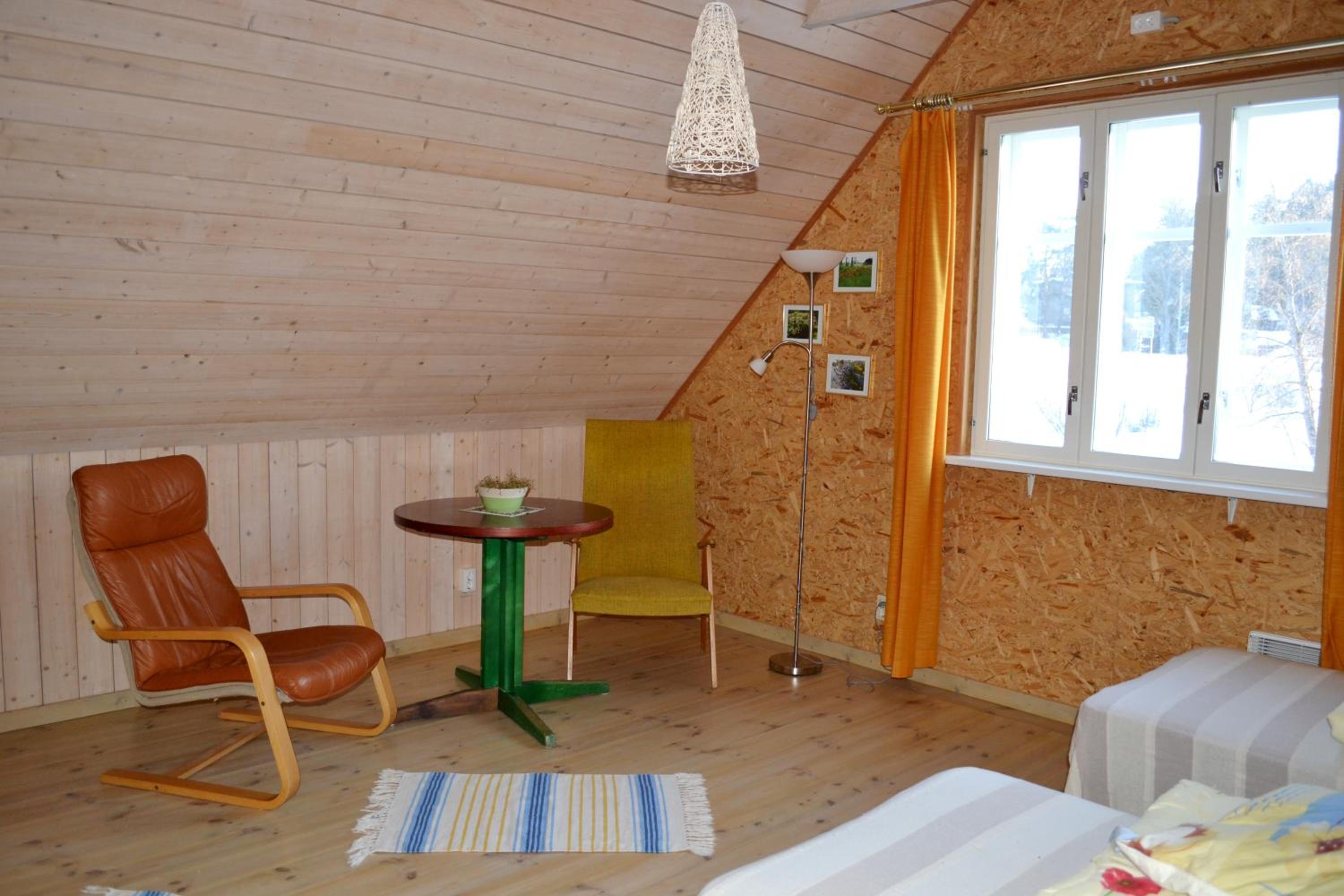 Family Room - Photo 1