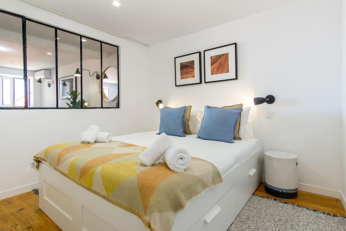 One-Bedroom Apartment - Photo 10