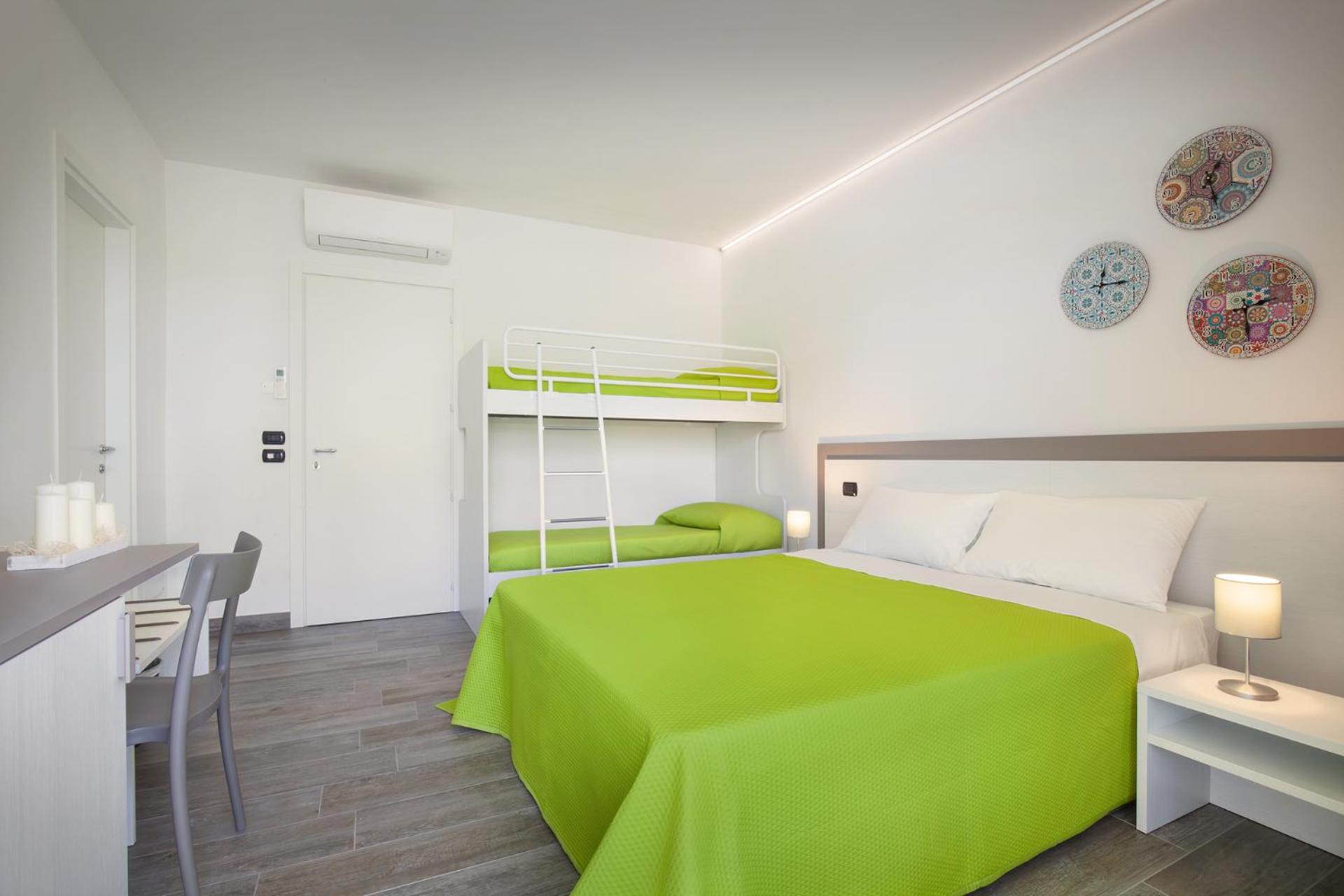 Quadruple Room photo 2