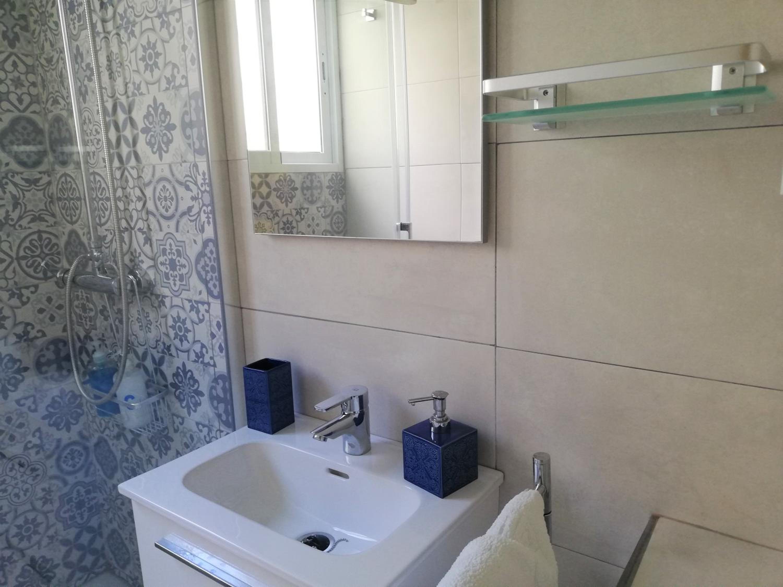 Apartment - Photo 9