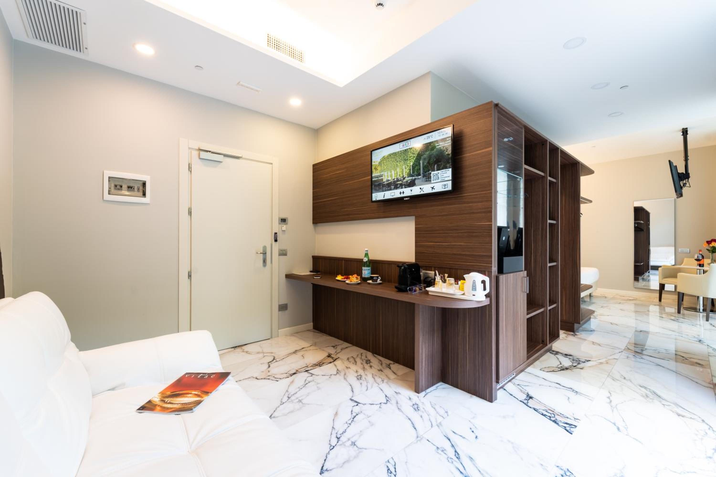 Suite photo 1