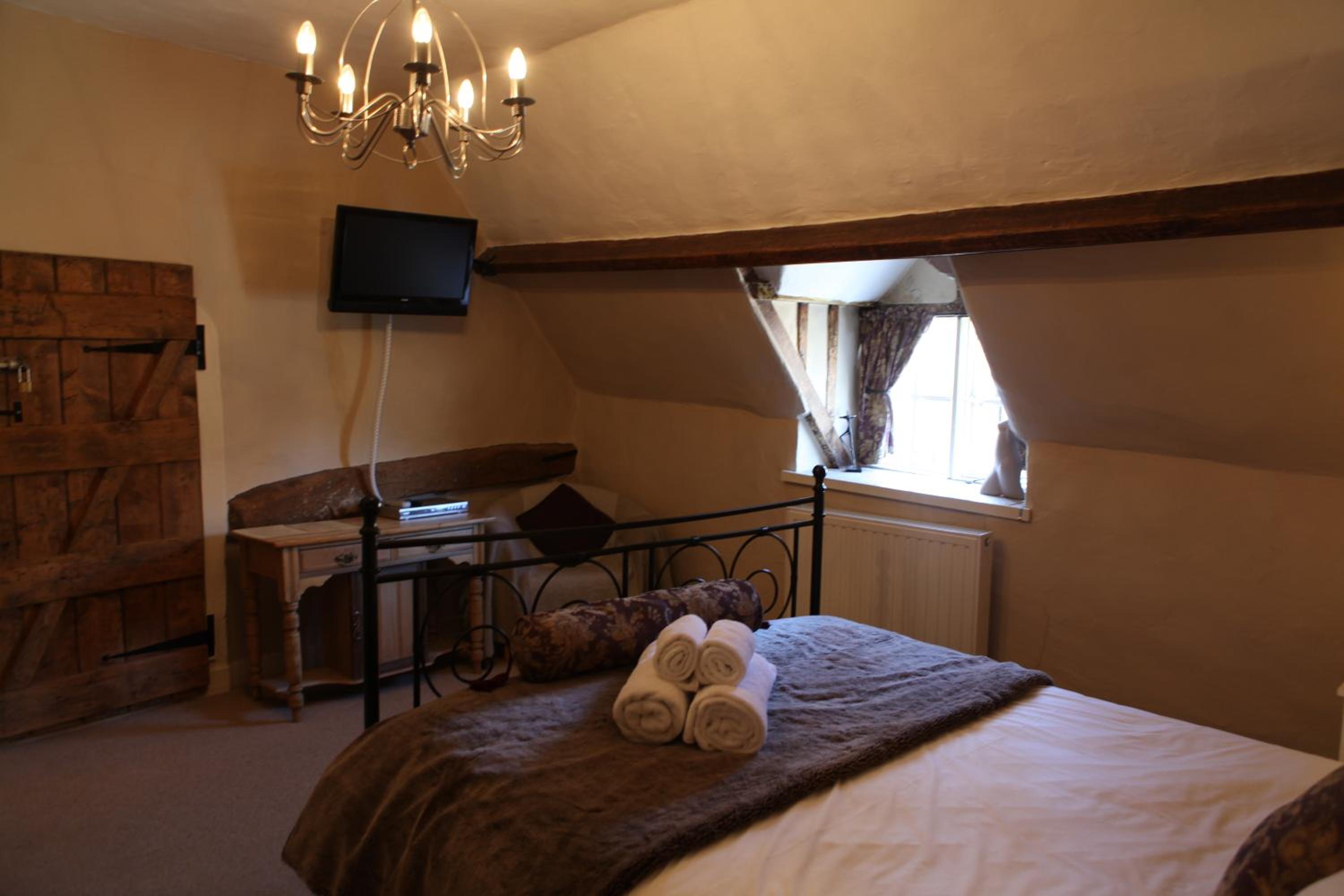 Deluxe King Room photo 3