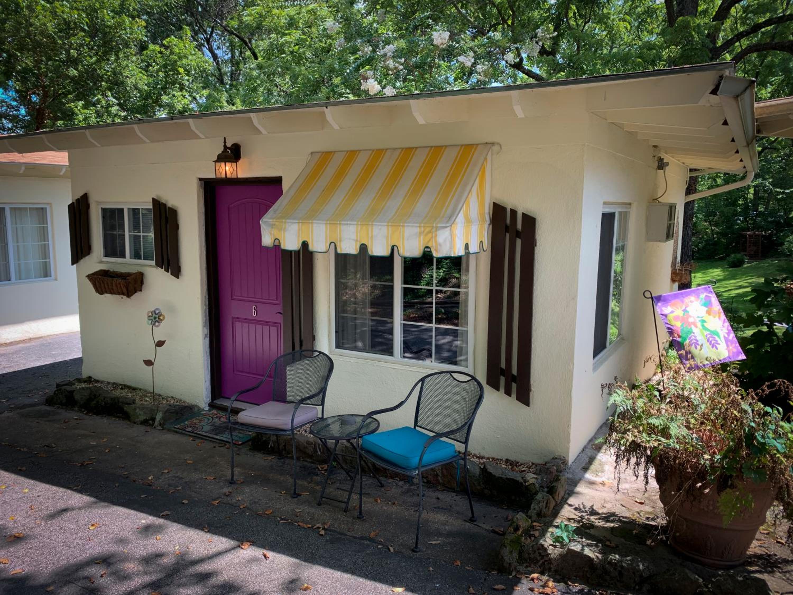 Courtyard Cottage photo 2