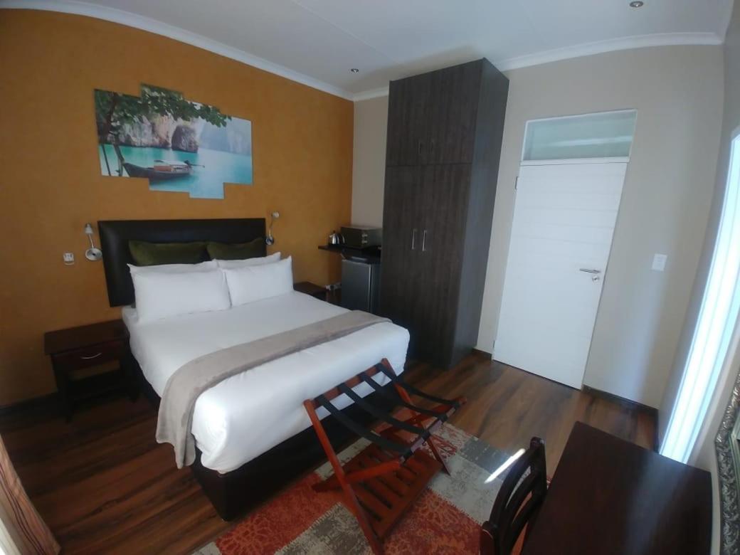 Deluxe Room - Photo 1