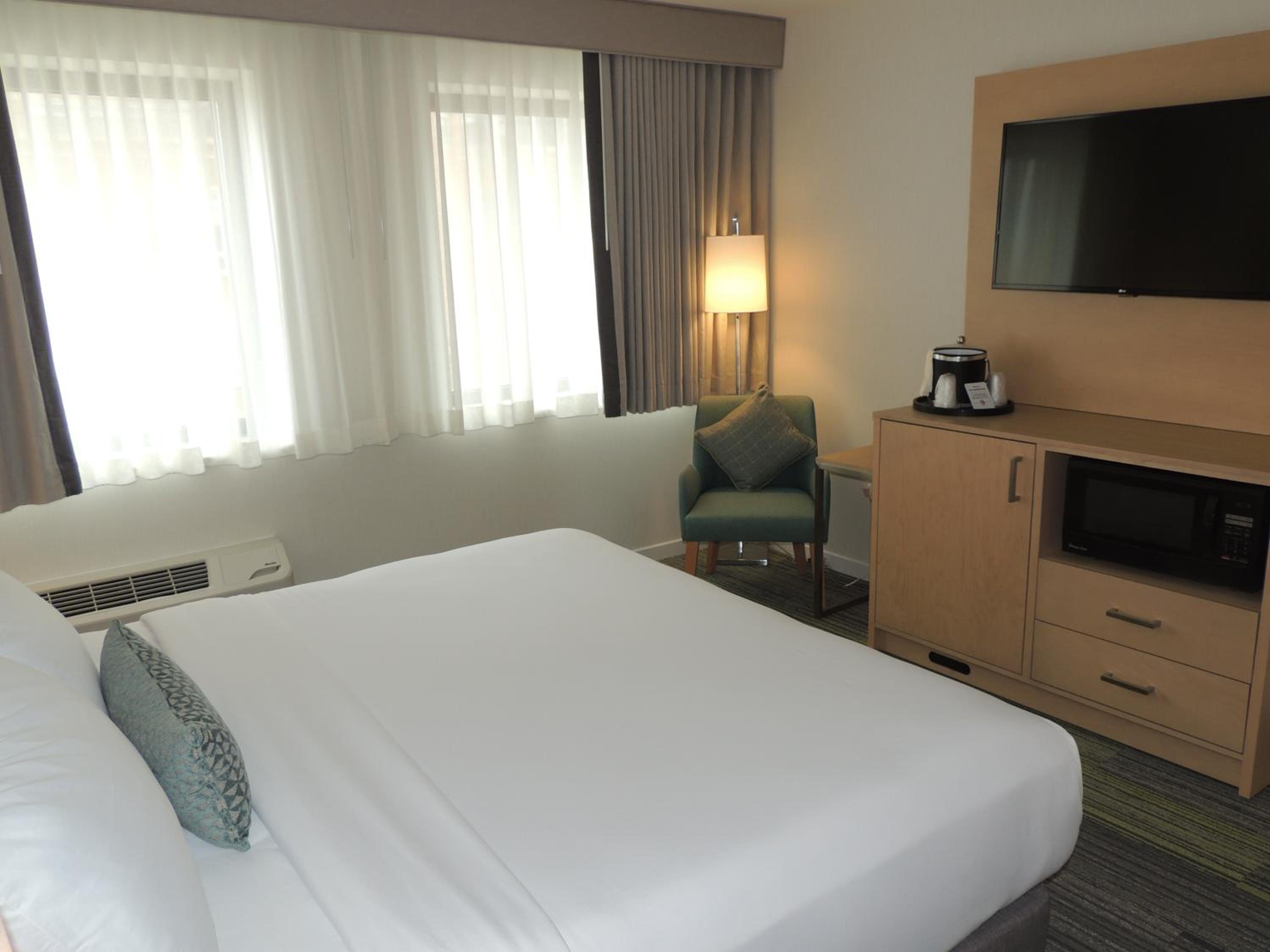 Superior King Room - Photo 12