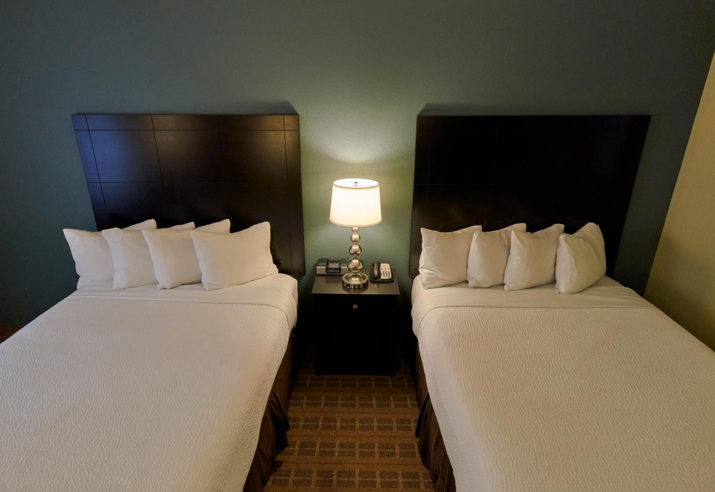 Quadruple Room - Photo 1