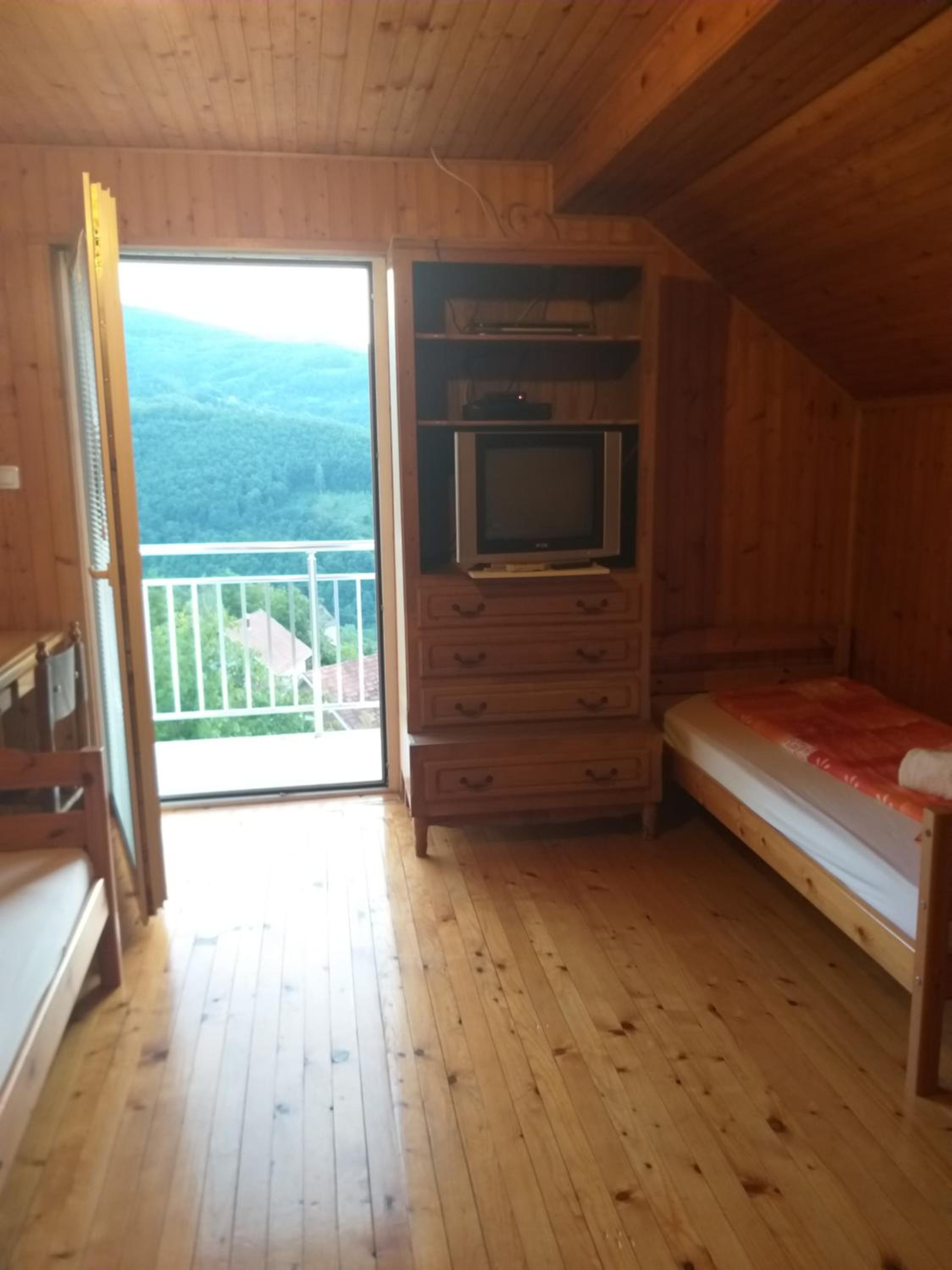 Triple Room with Terrace photo 3