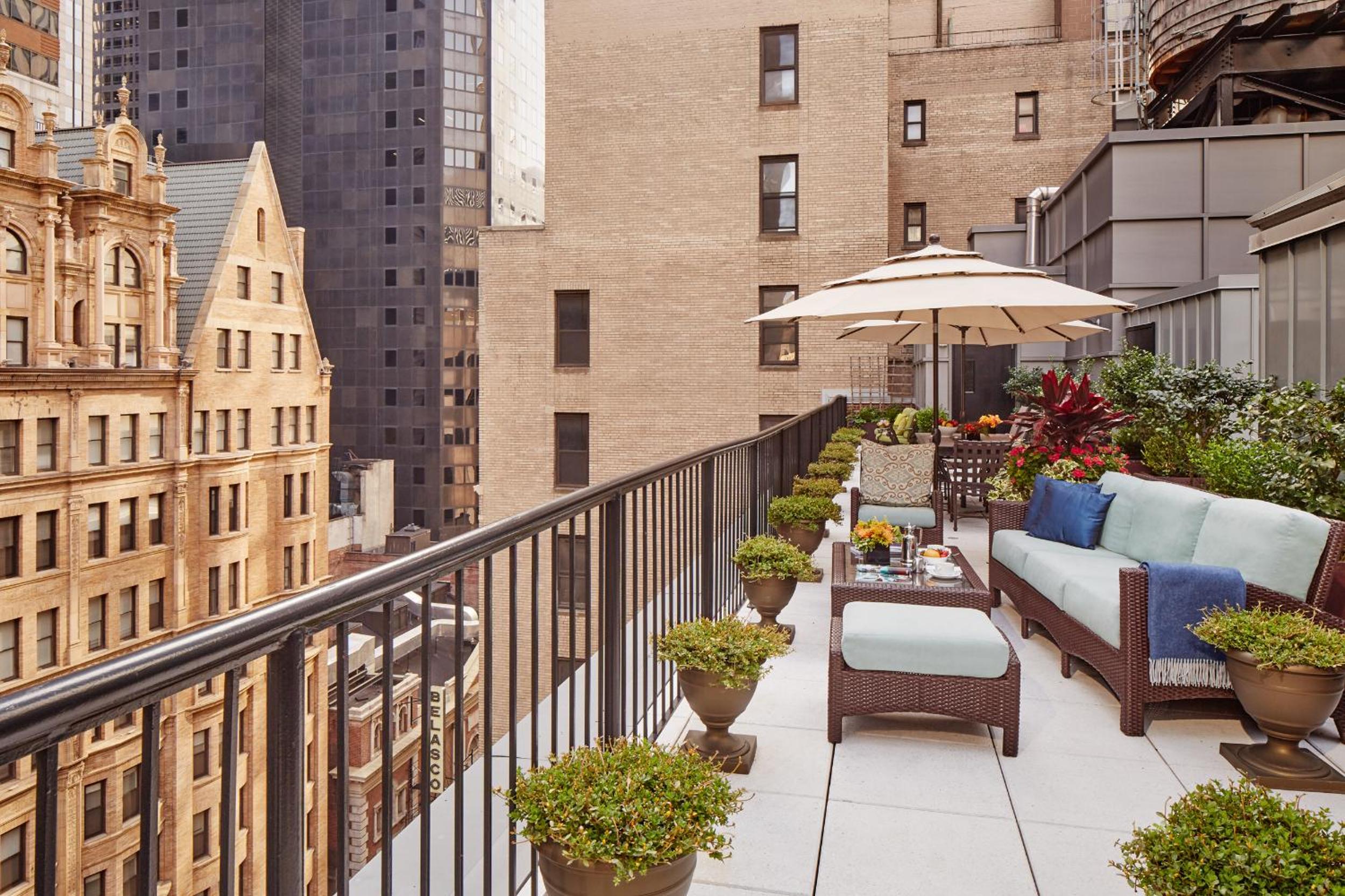 One-Bedroom Producer Penthouse Suite