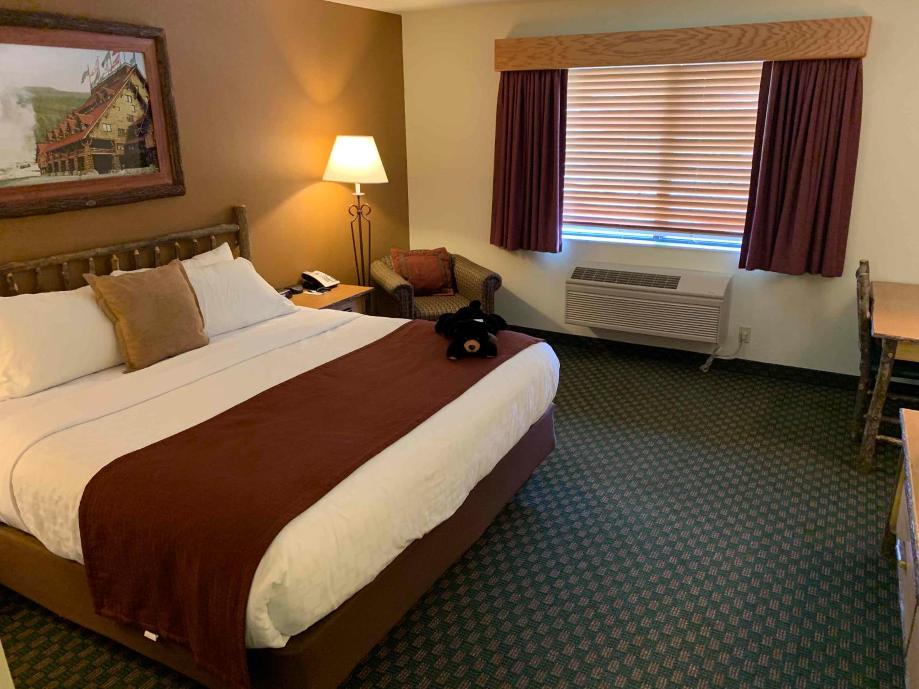King/Queen Suite - Mobility Access/Non-Smoking photo 2