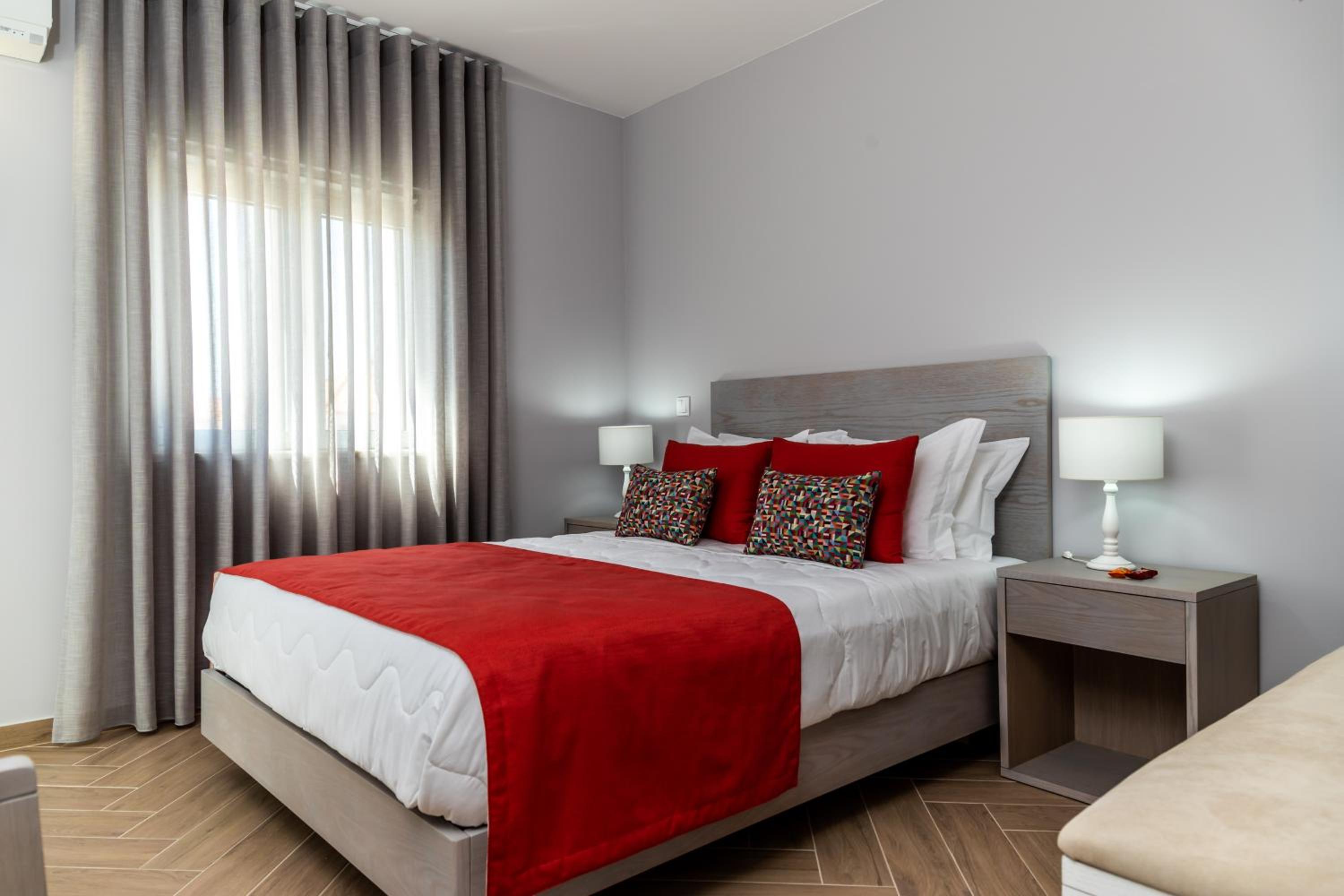 Double Room - Photo 6