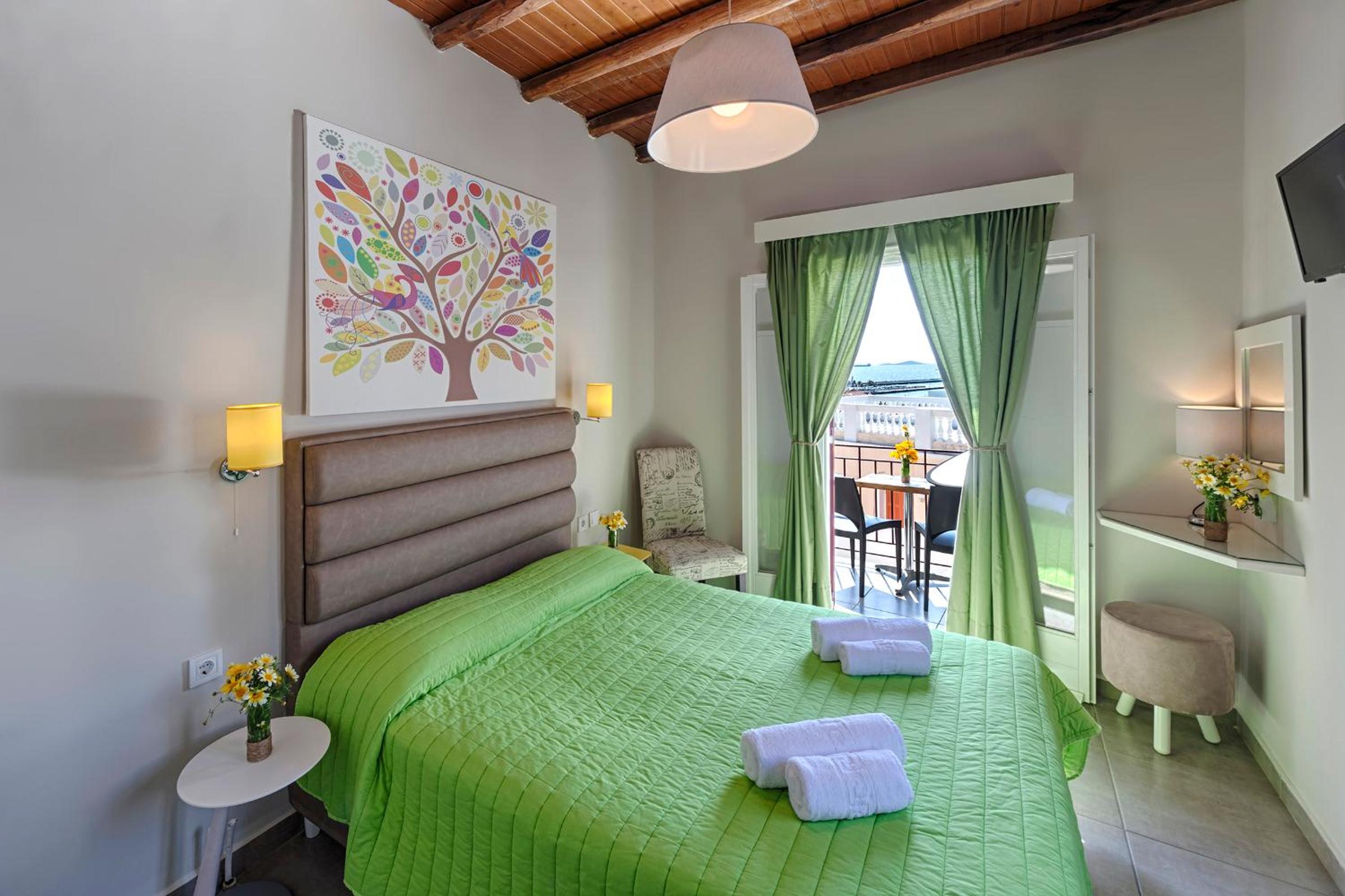 Double or Twin Room with Sea View