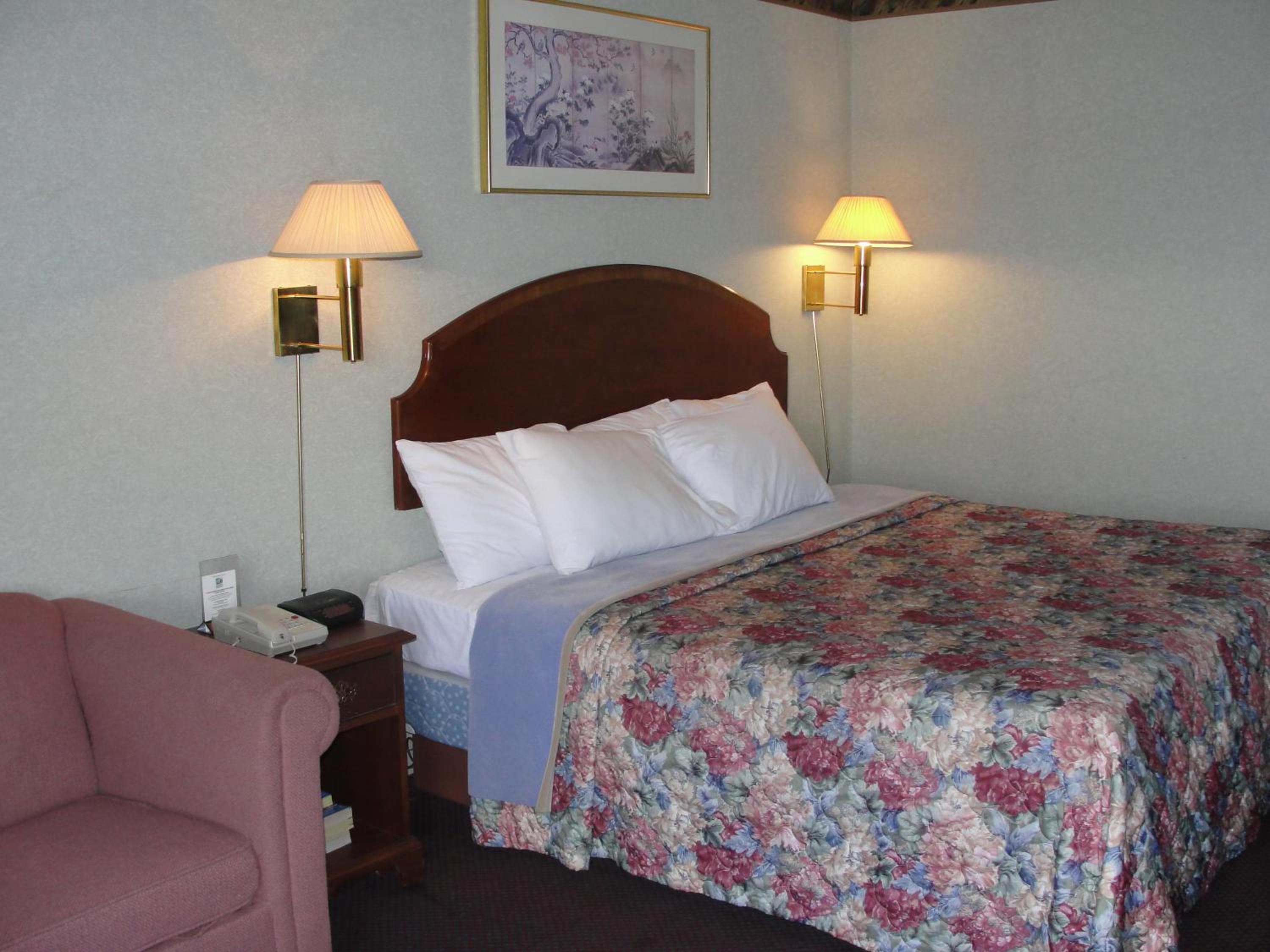 Standard King Room - Photo 1