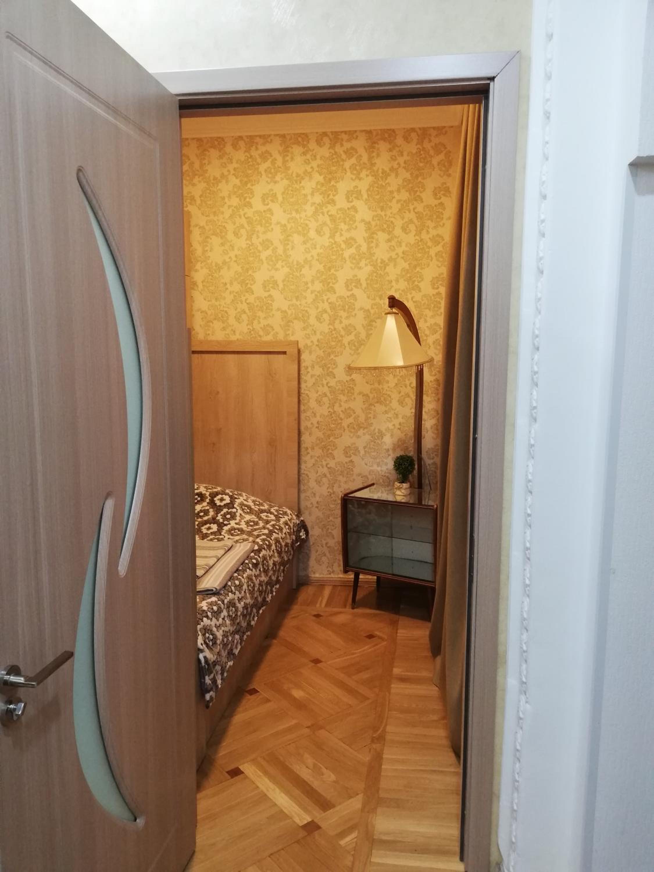 Single Room with Shared Bathroom photo 1
