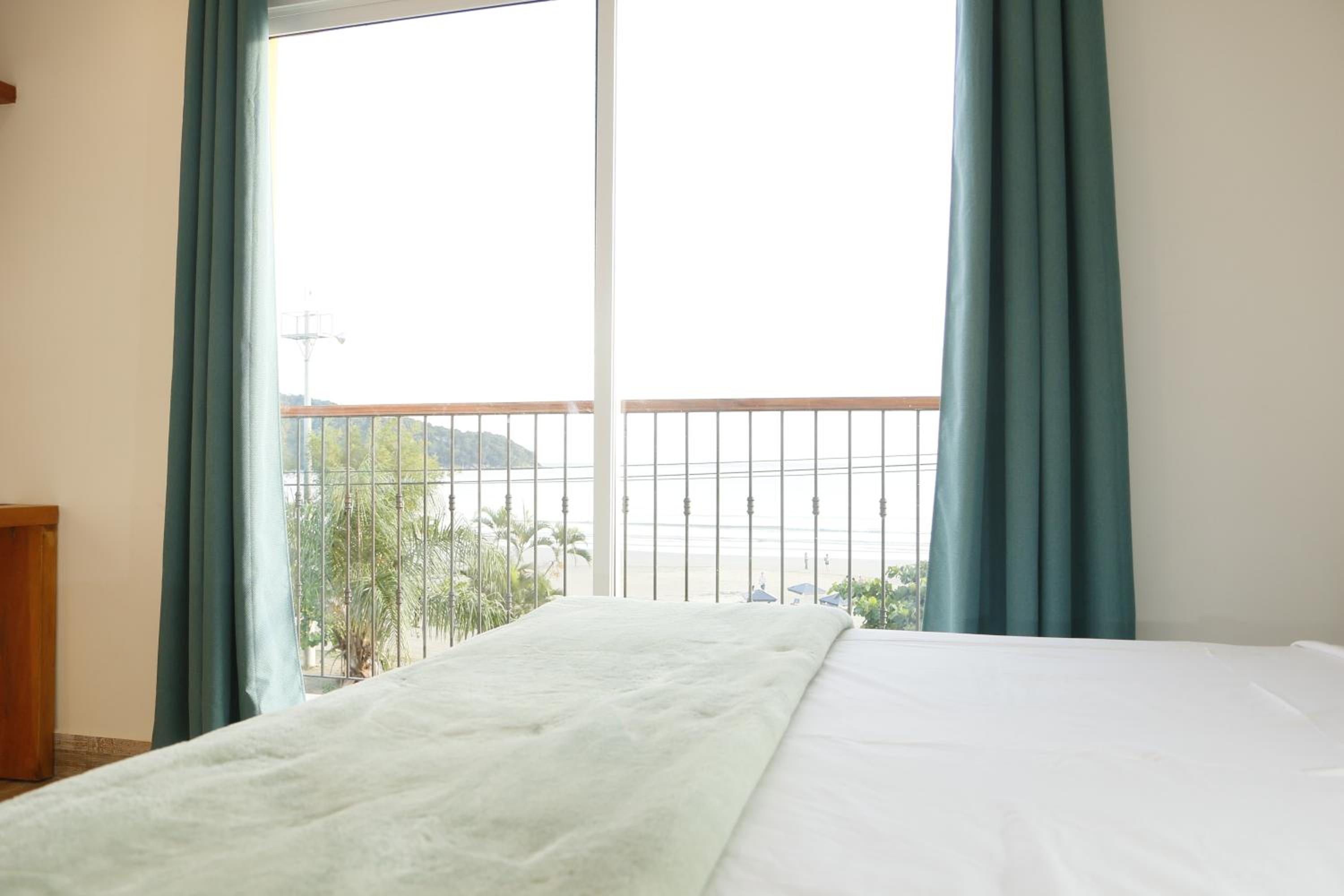 Superior Suite with Sea View photo 2