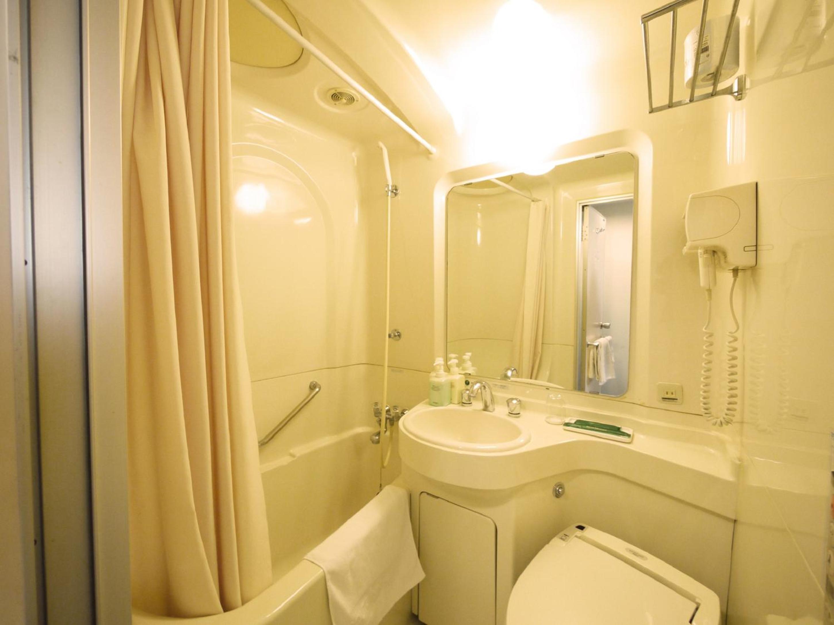 Standard Double Room - Smoking - Photo 8