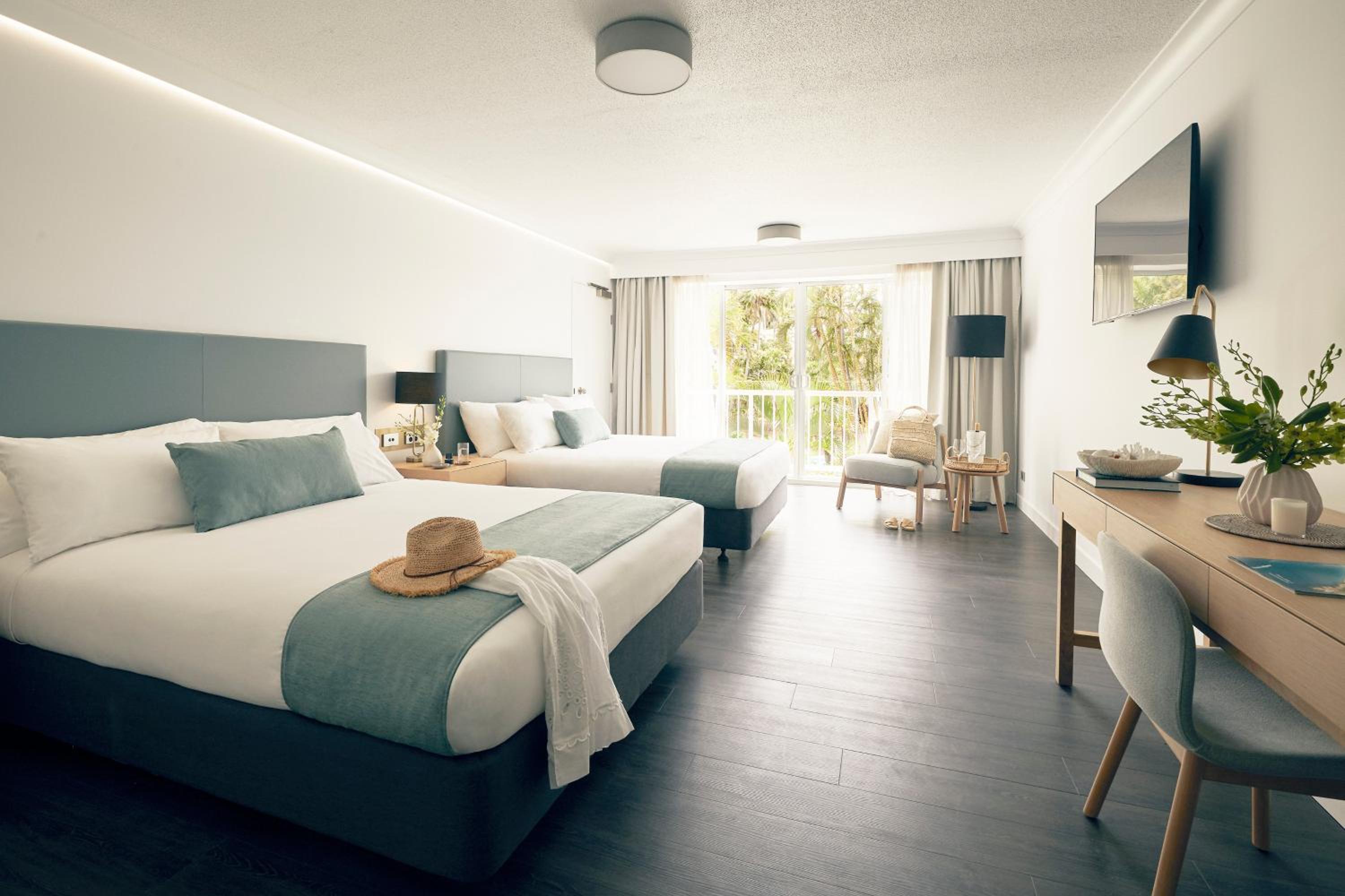 Superior with One Twin Bed and 2 Adults Occupancy (Non Smoking) photo 1