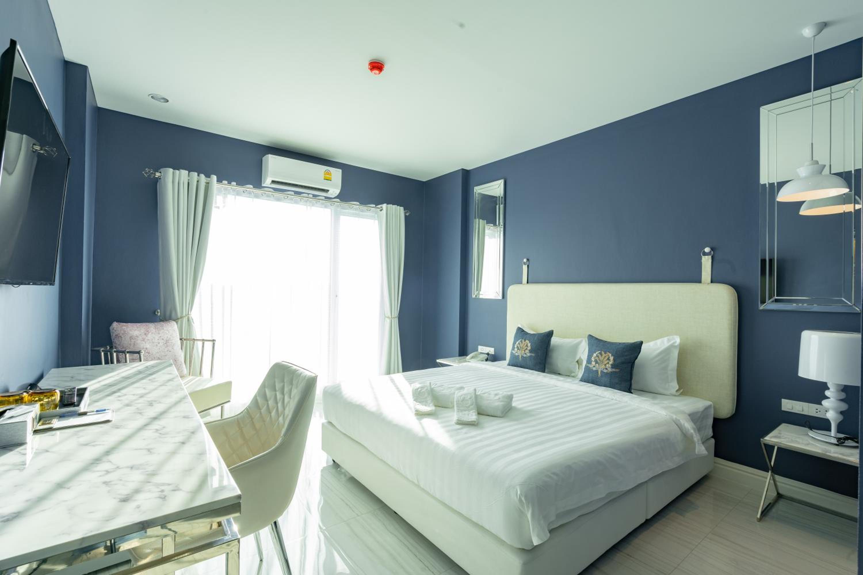 Standard Double Room - Photo 14